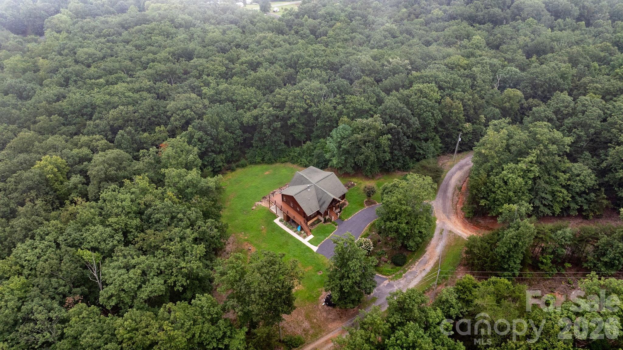 main property photo 4
