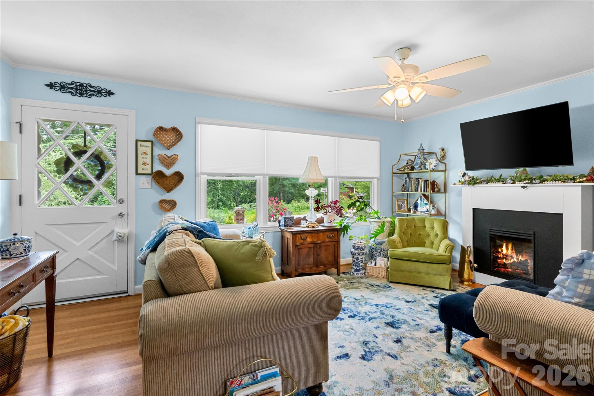 main property photo 5