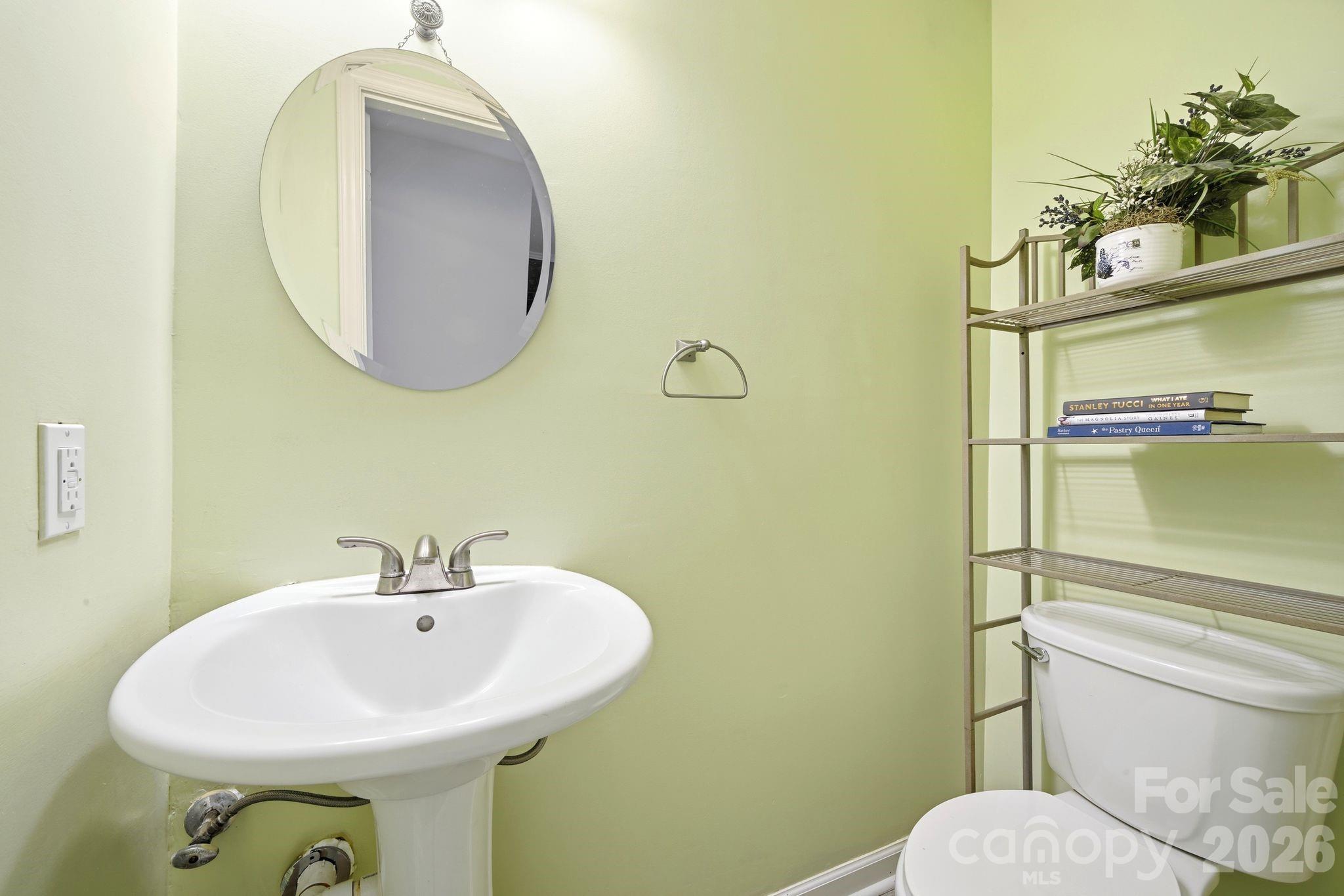 main property photo 12