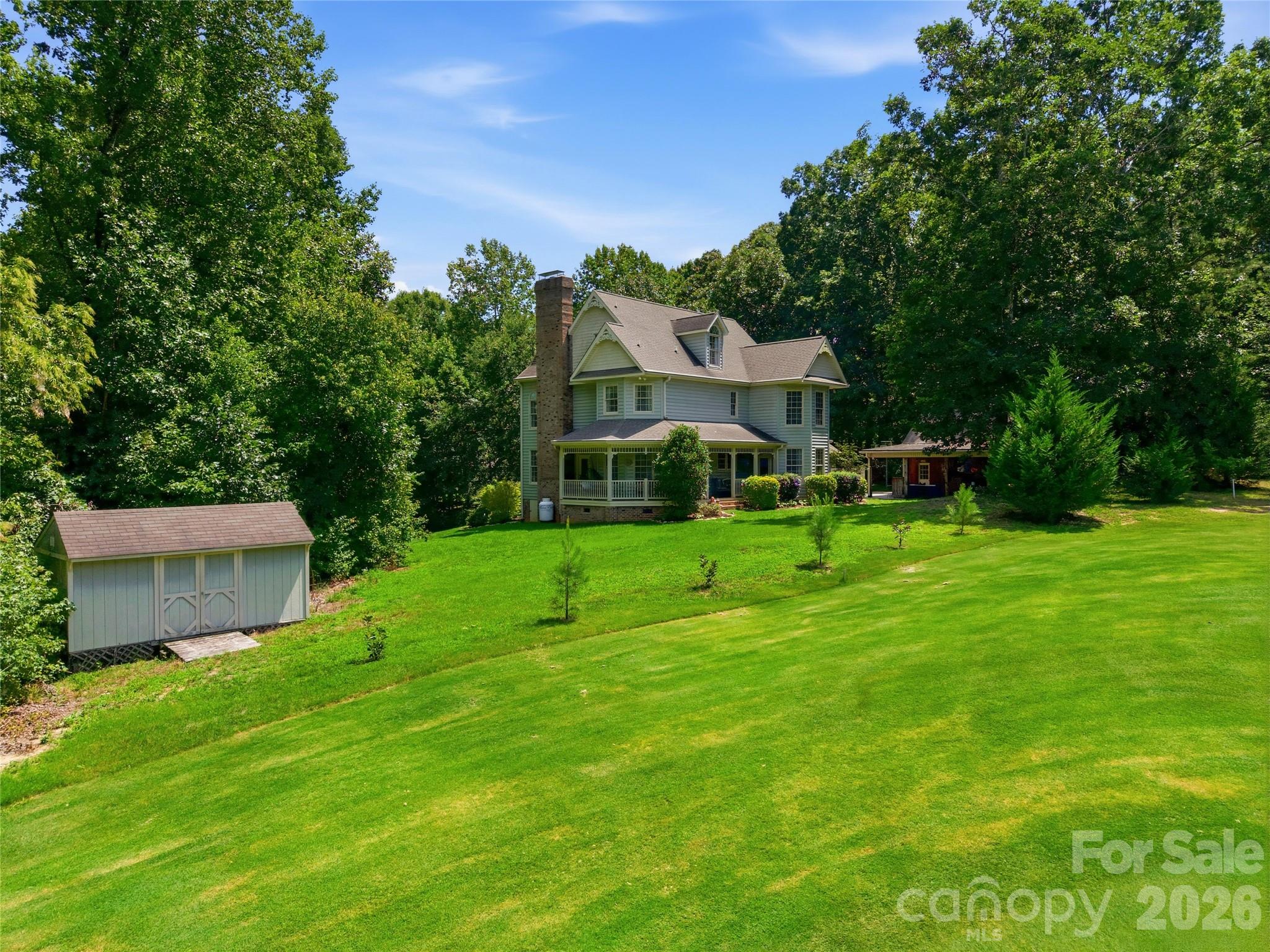 main property photo 7