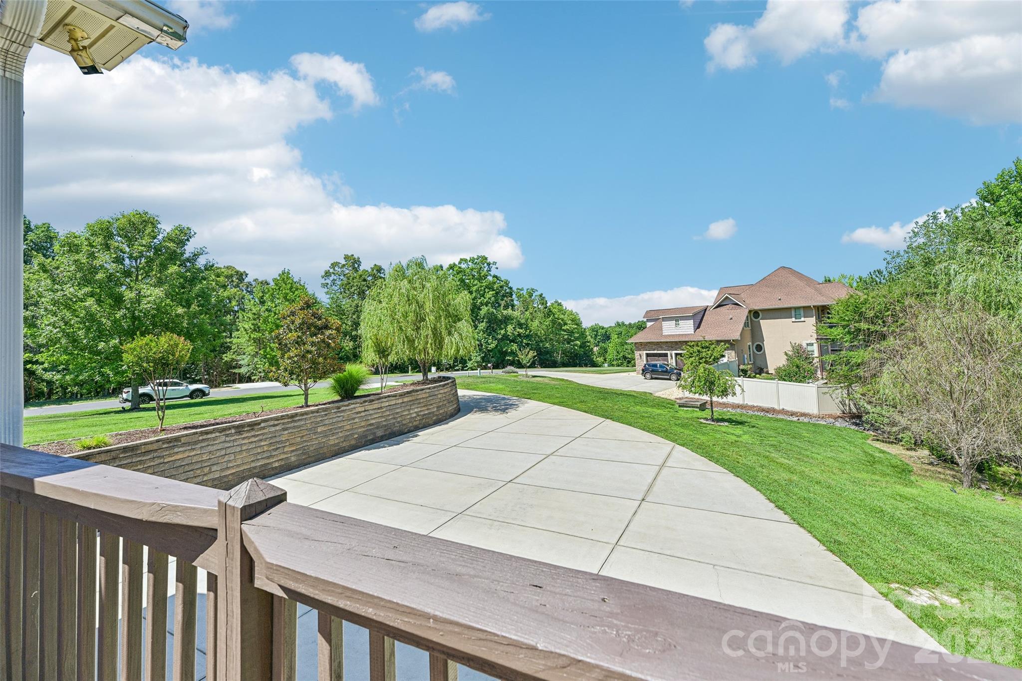 main property photo 41