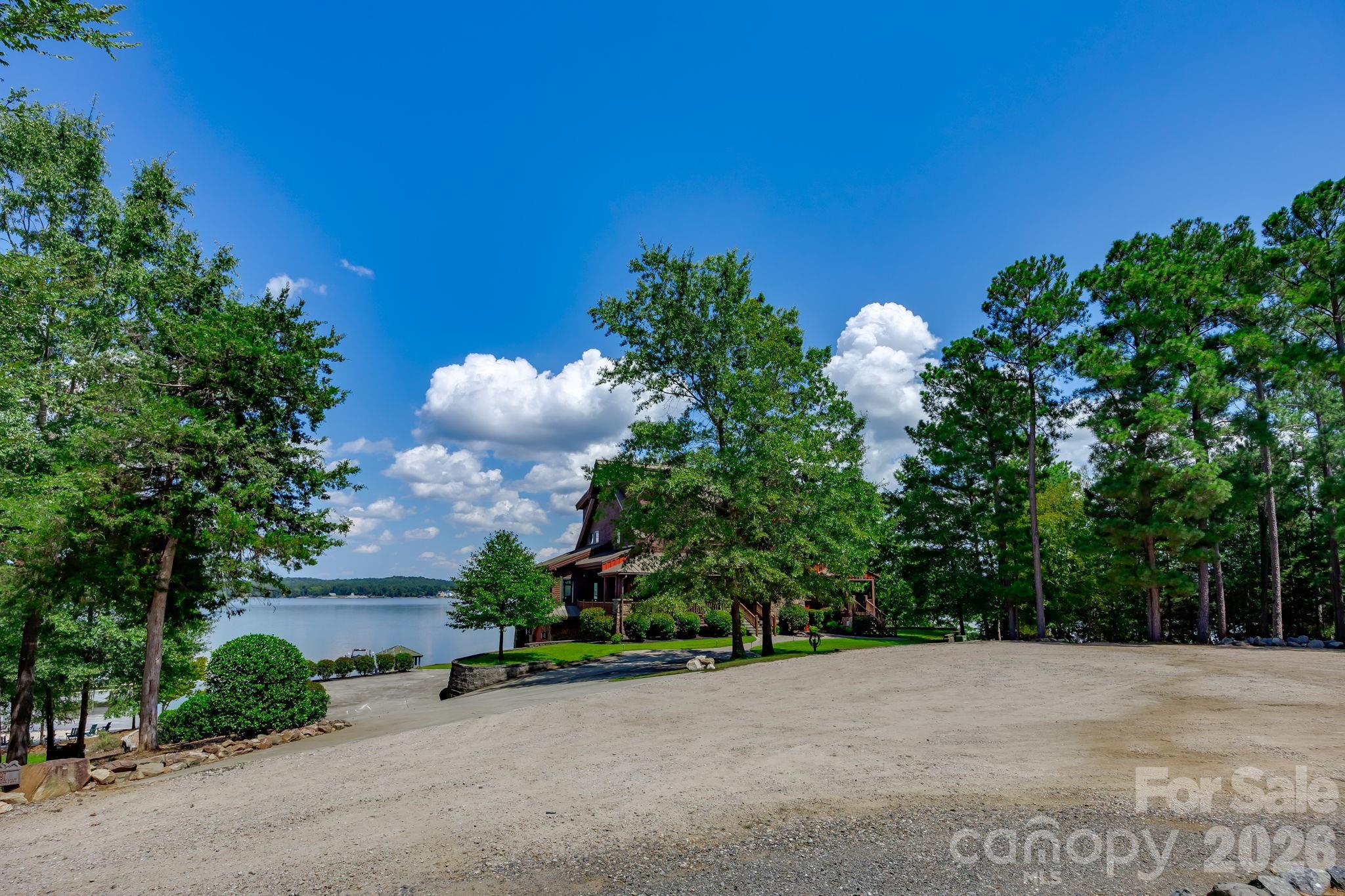 main property photo 41