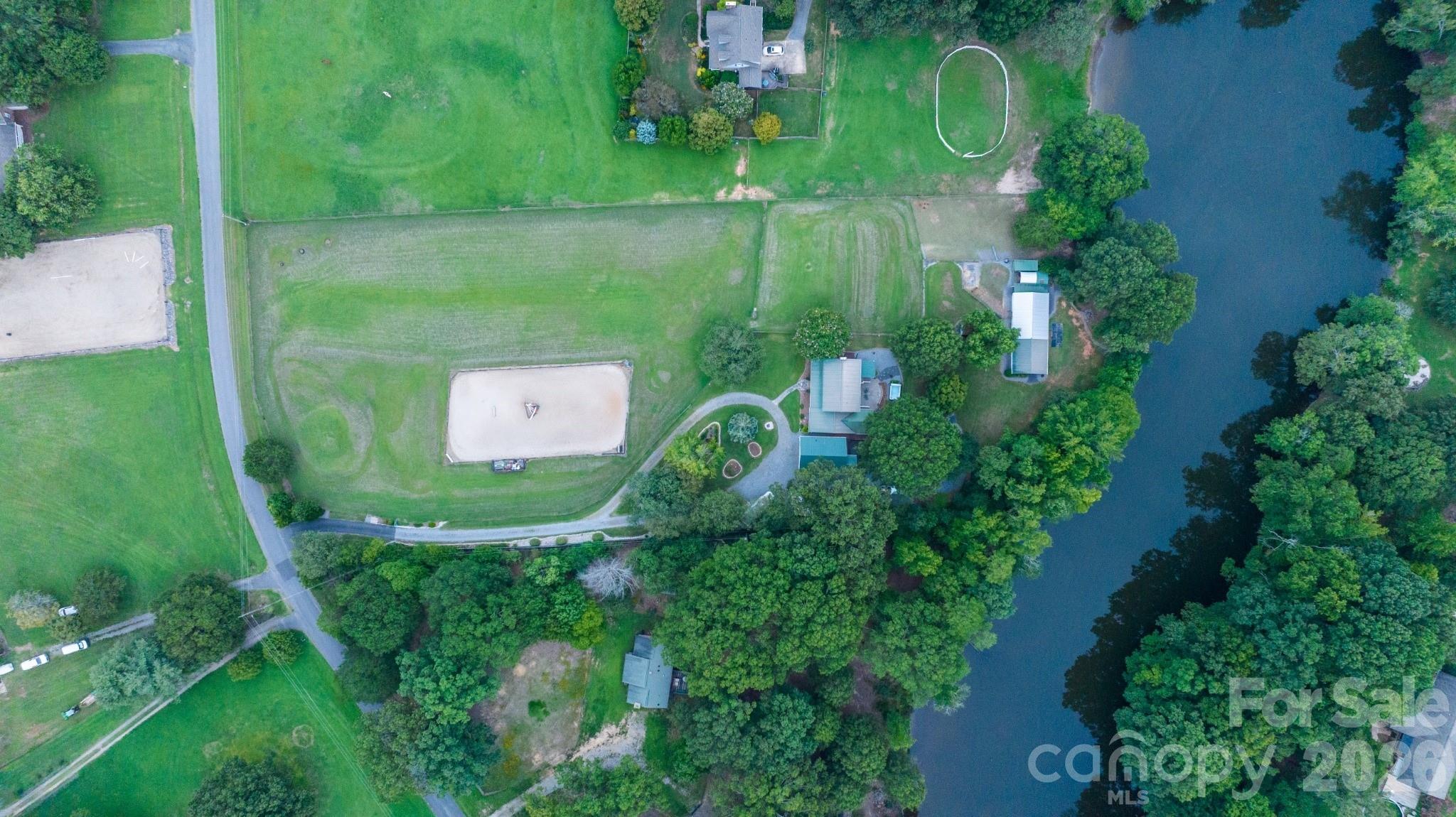 main property photo 3