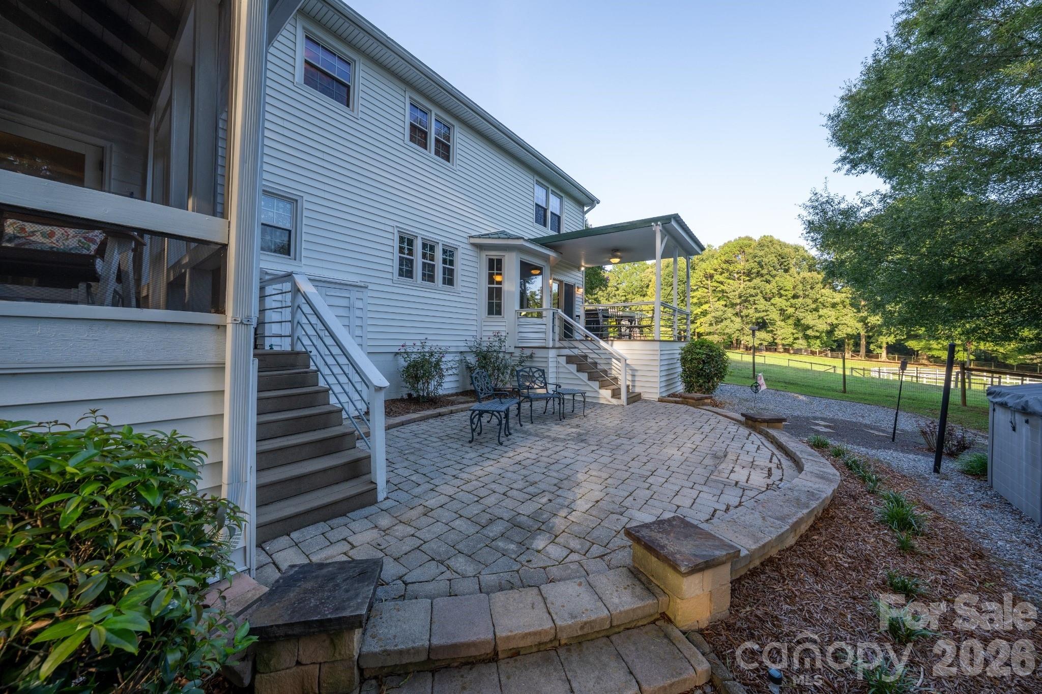 main property photo 34