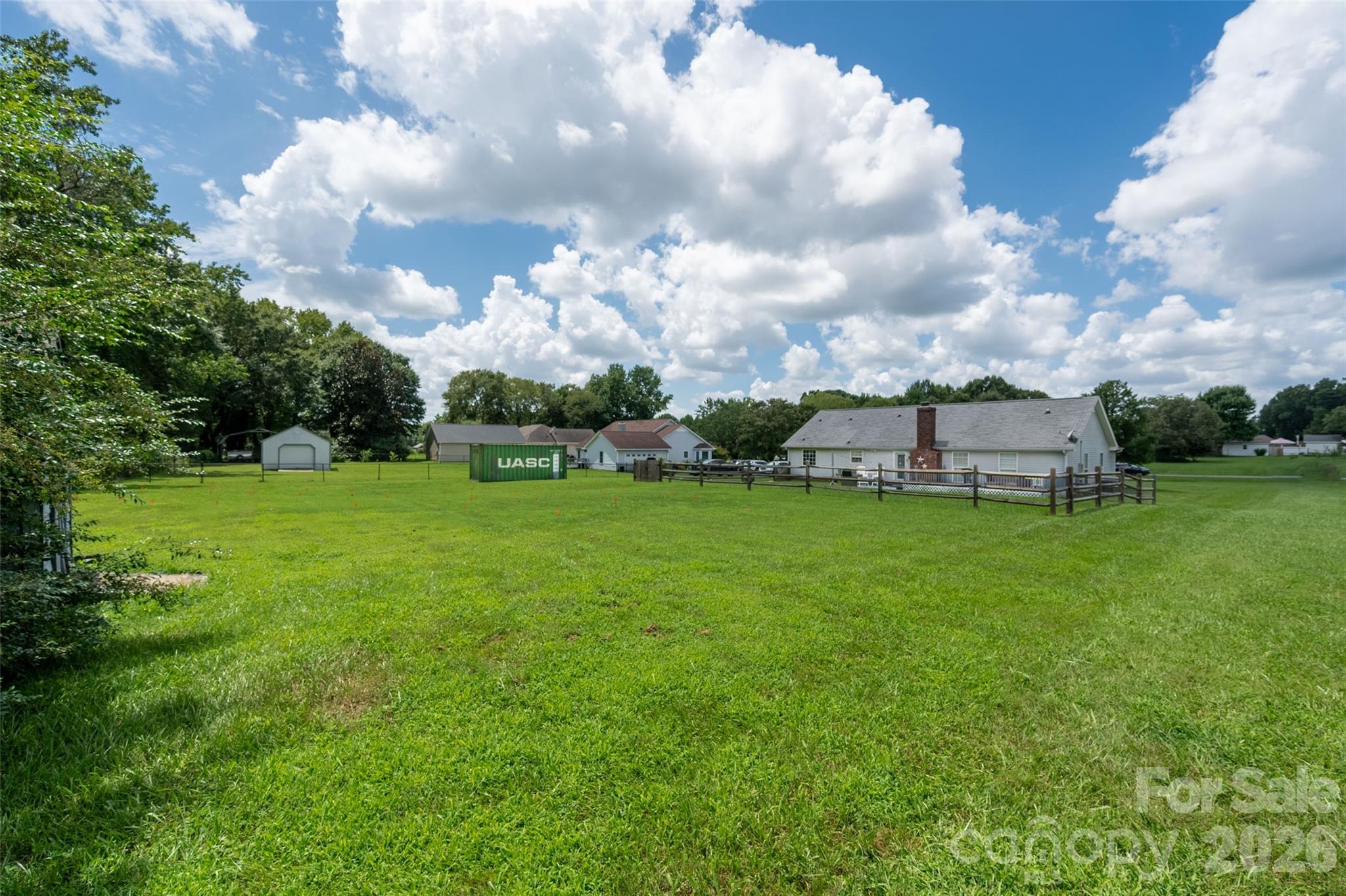 main property photo 39