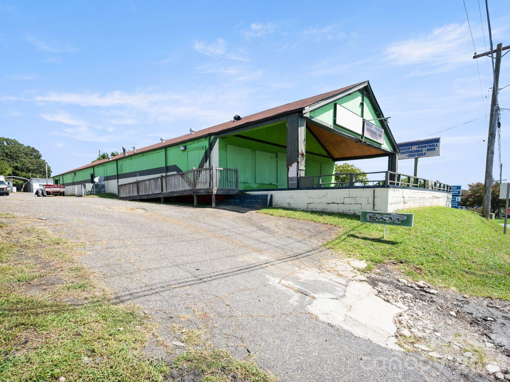 main property photo 5