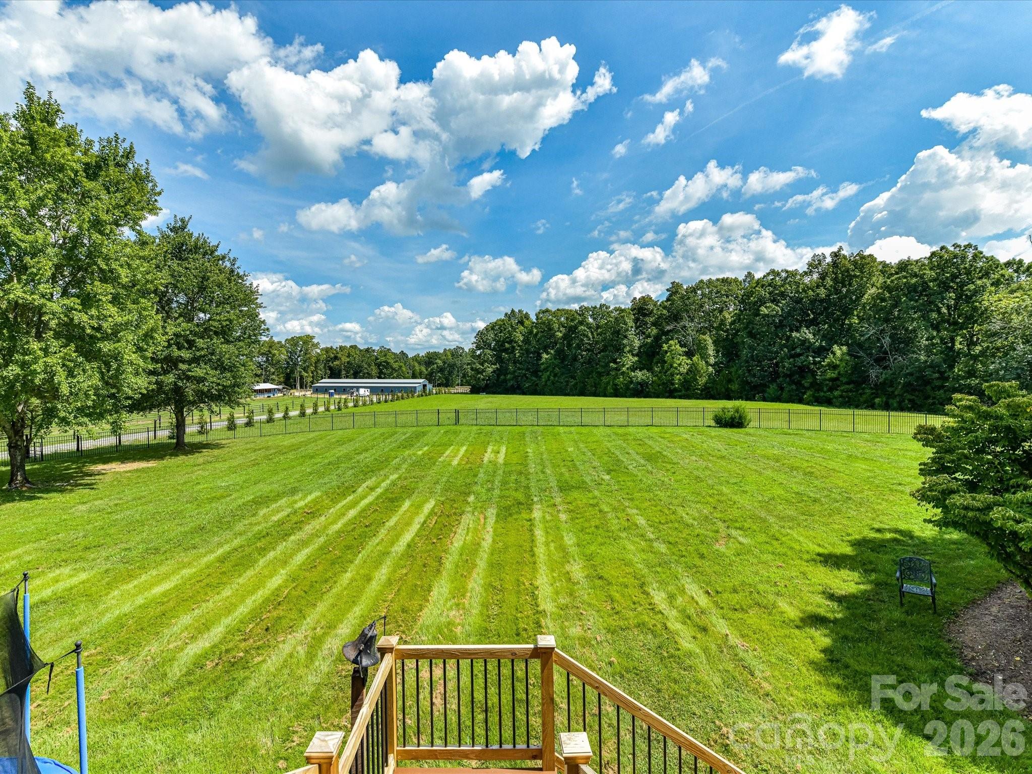 main property photo 32
