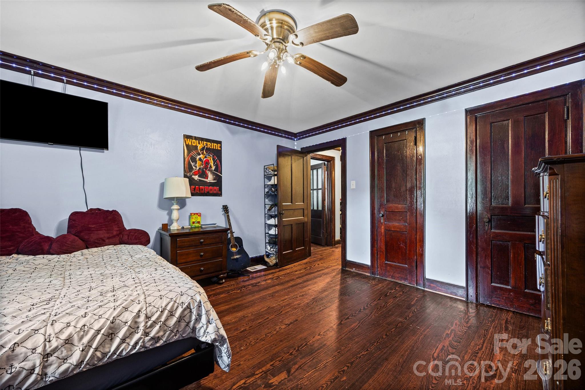 main property photo 14
