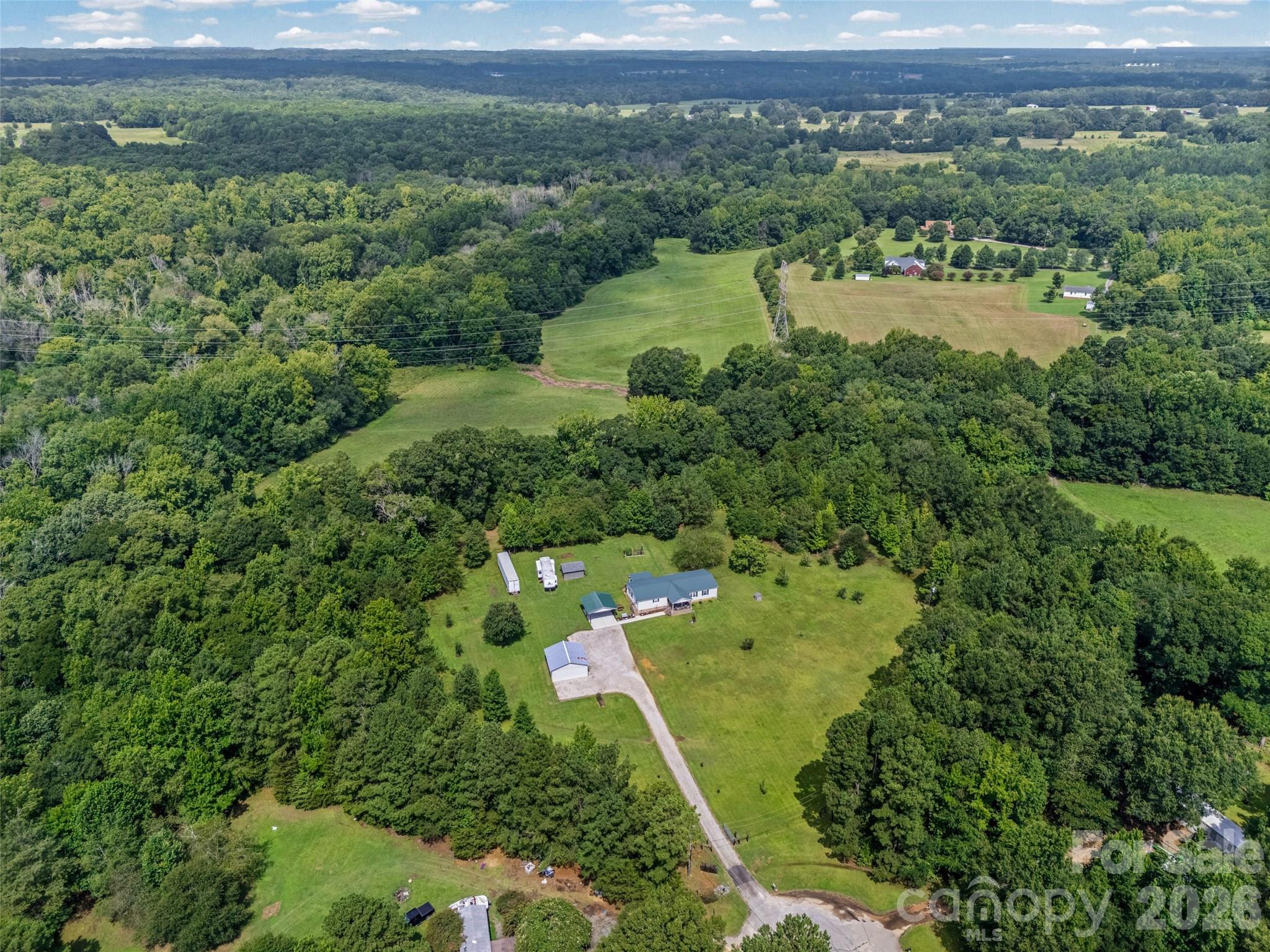 main property photo 39