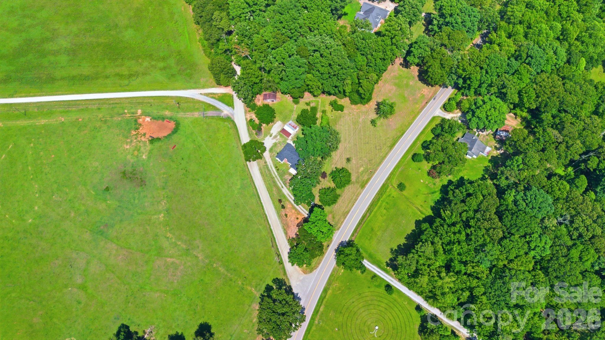 main property photo 35