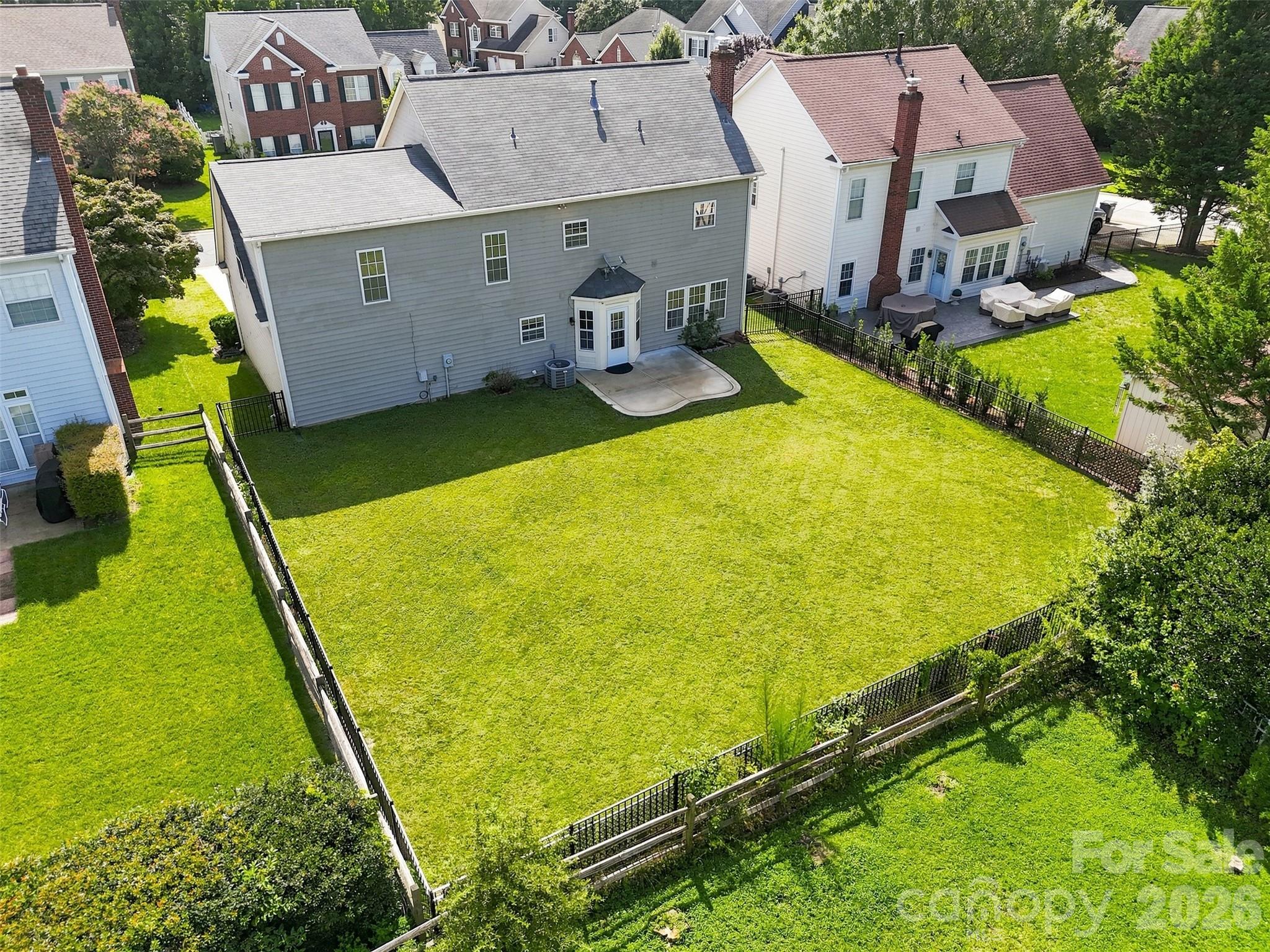 main property photo 36