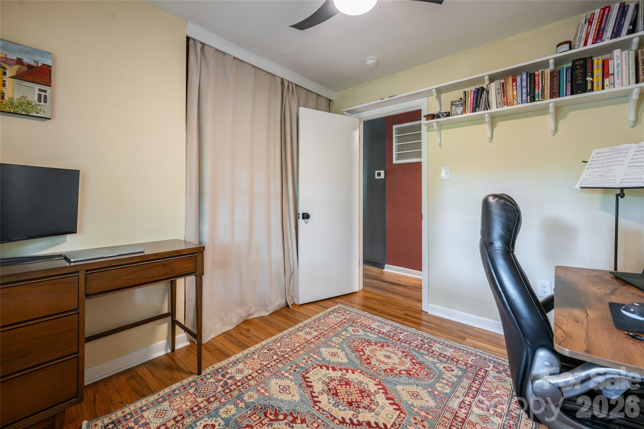 main property photo 19