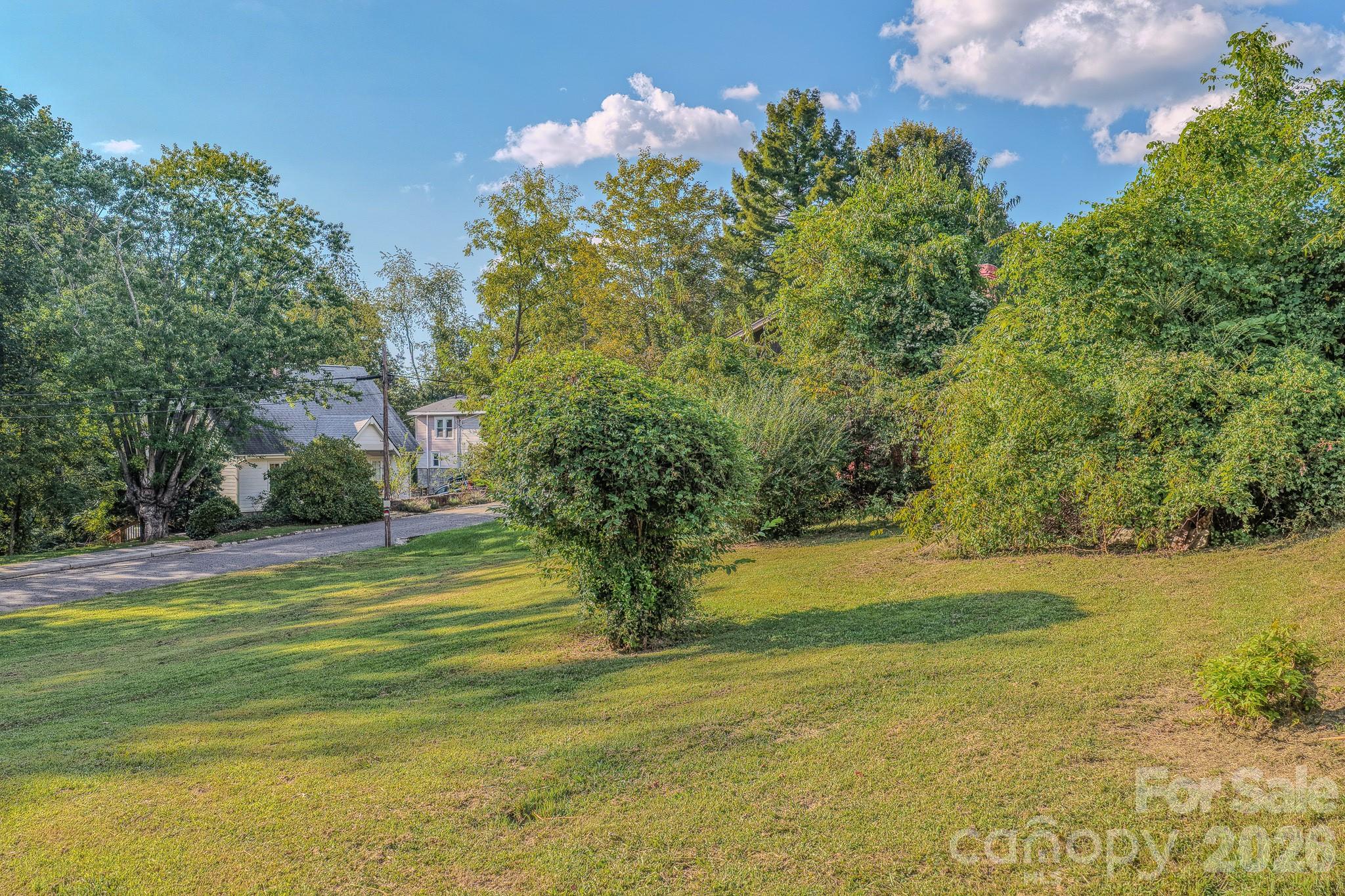main property photo 24