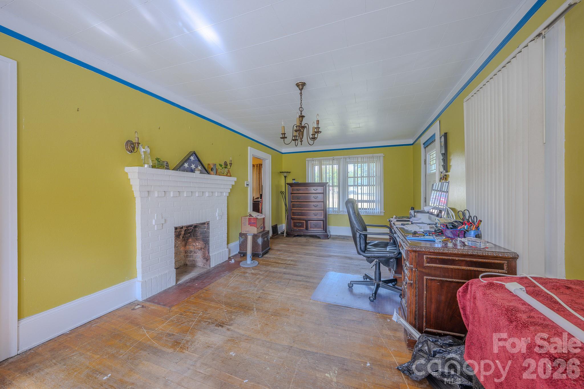 main property photo 6