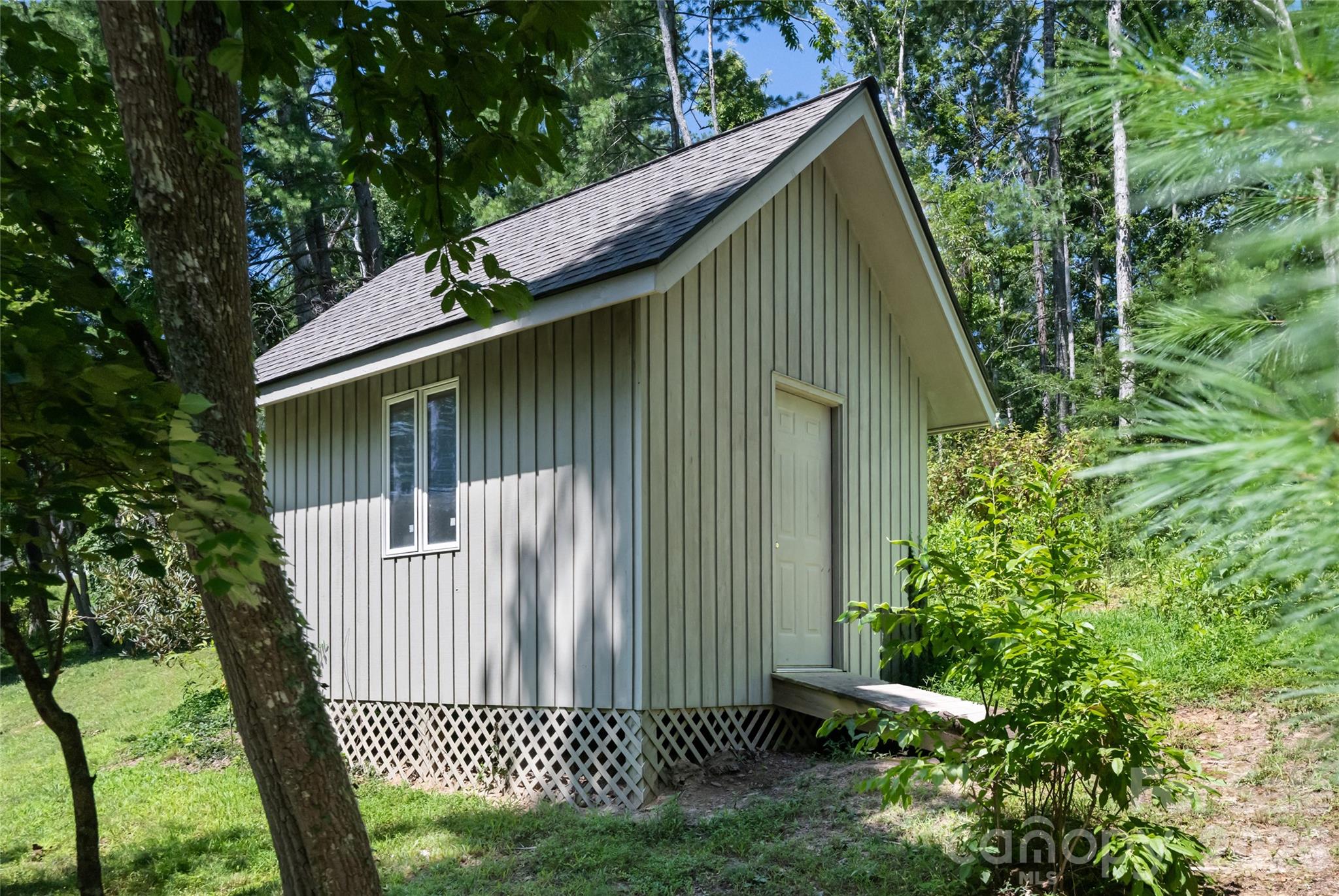 main property photo 47