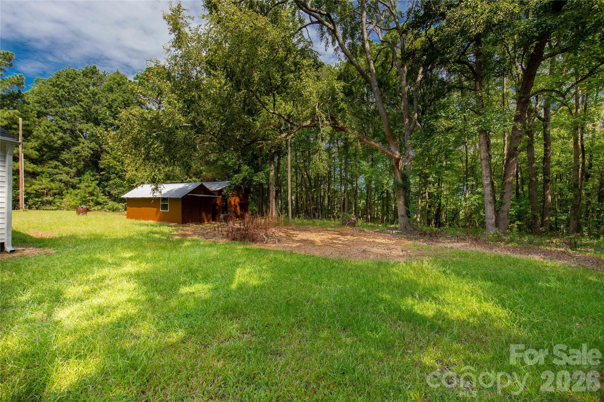 main property photo 16