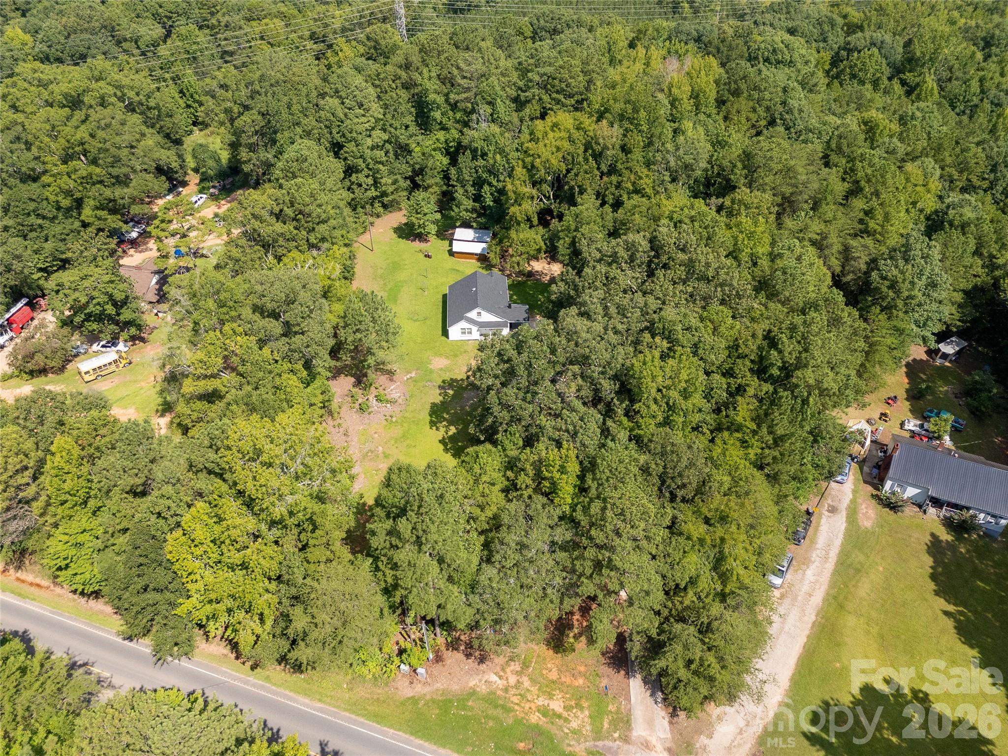 main property photo 17