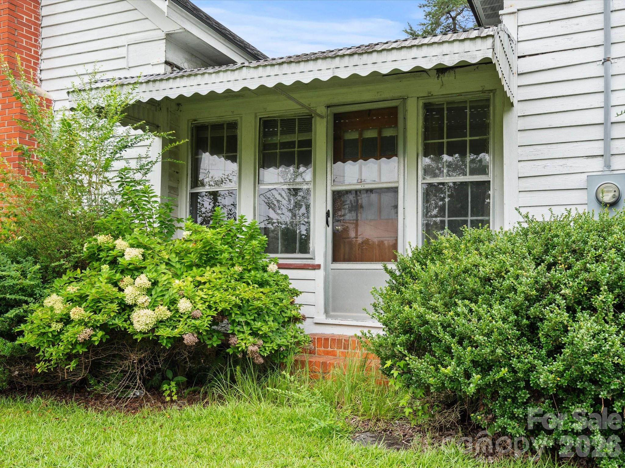 main property photo 36