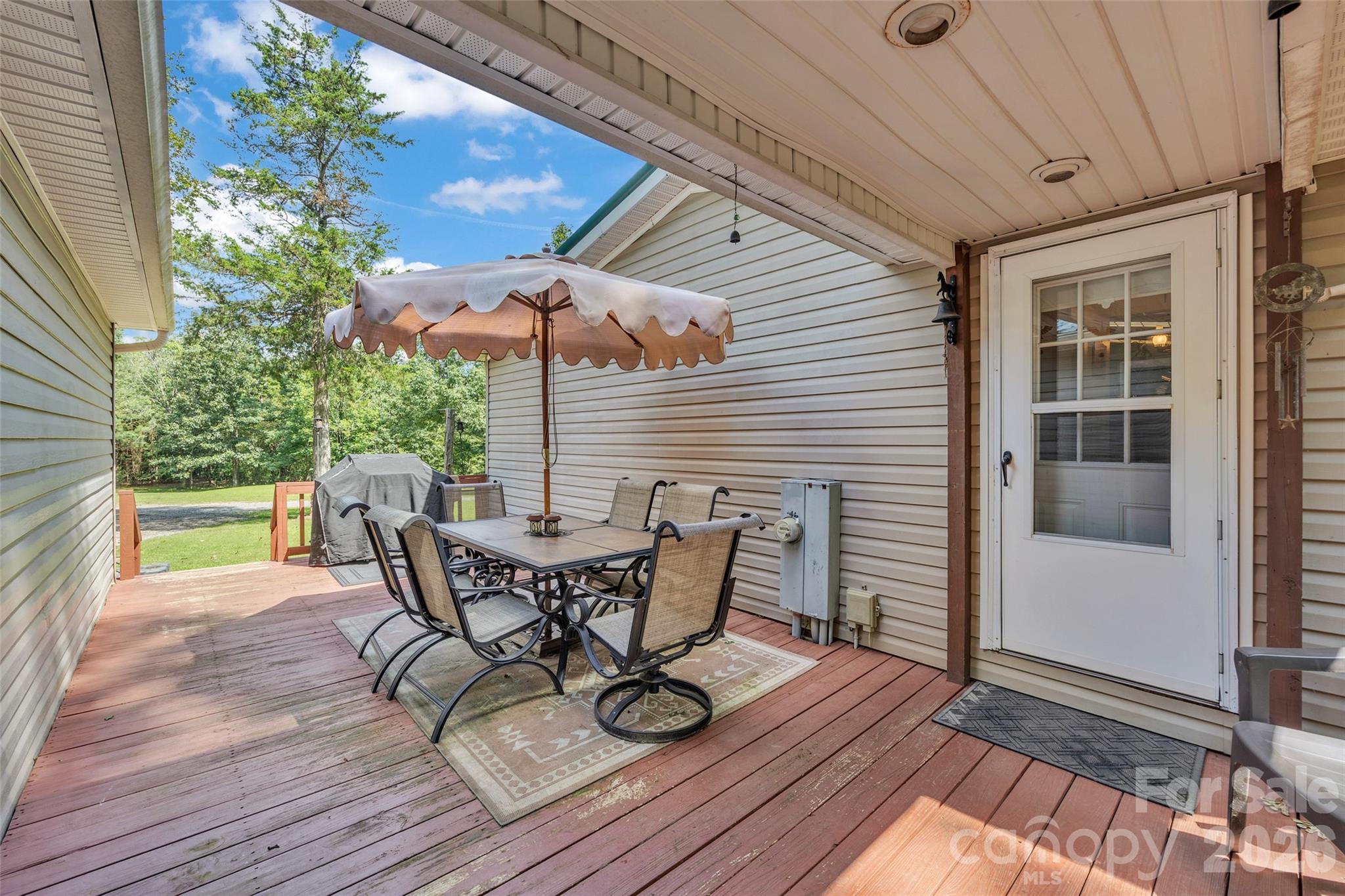 main property photo 15