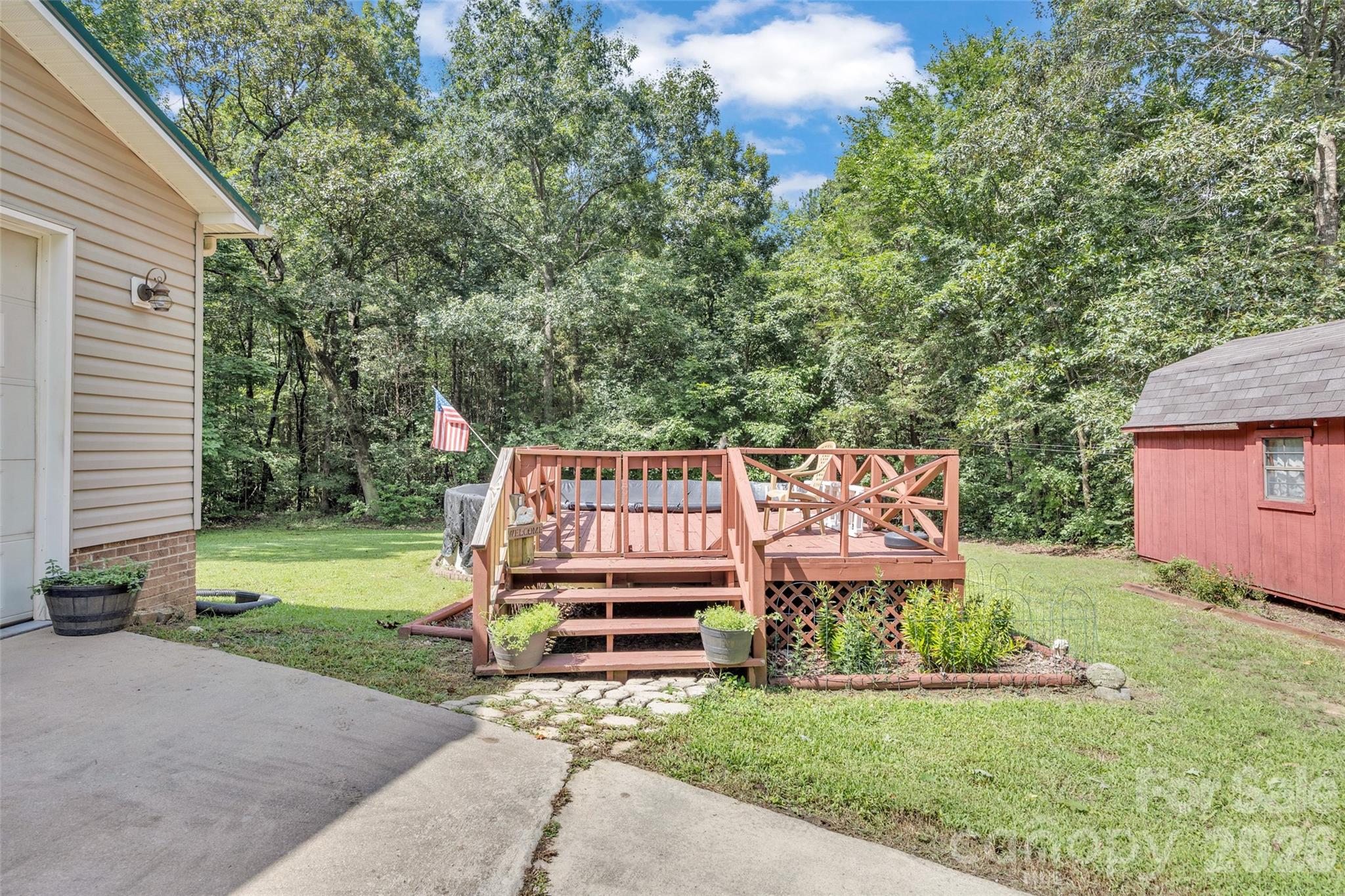 main property photo 41