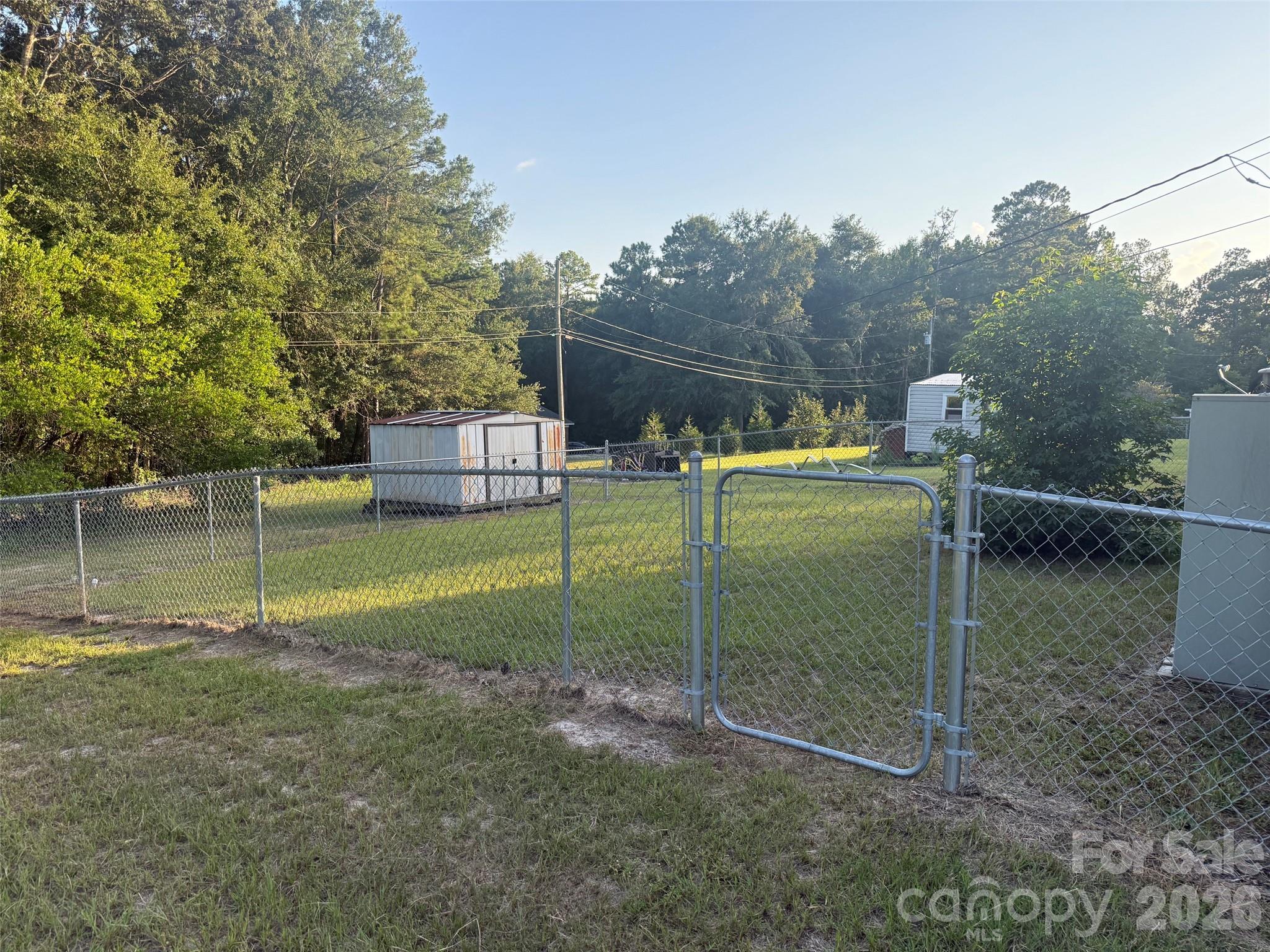 main property photo 14