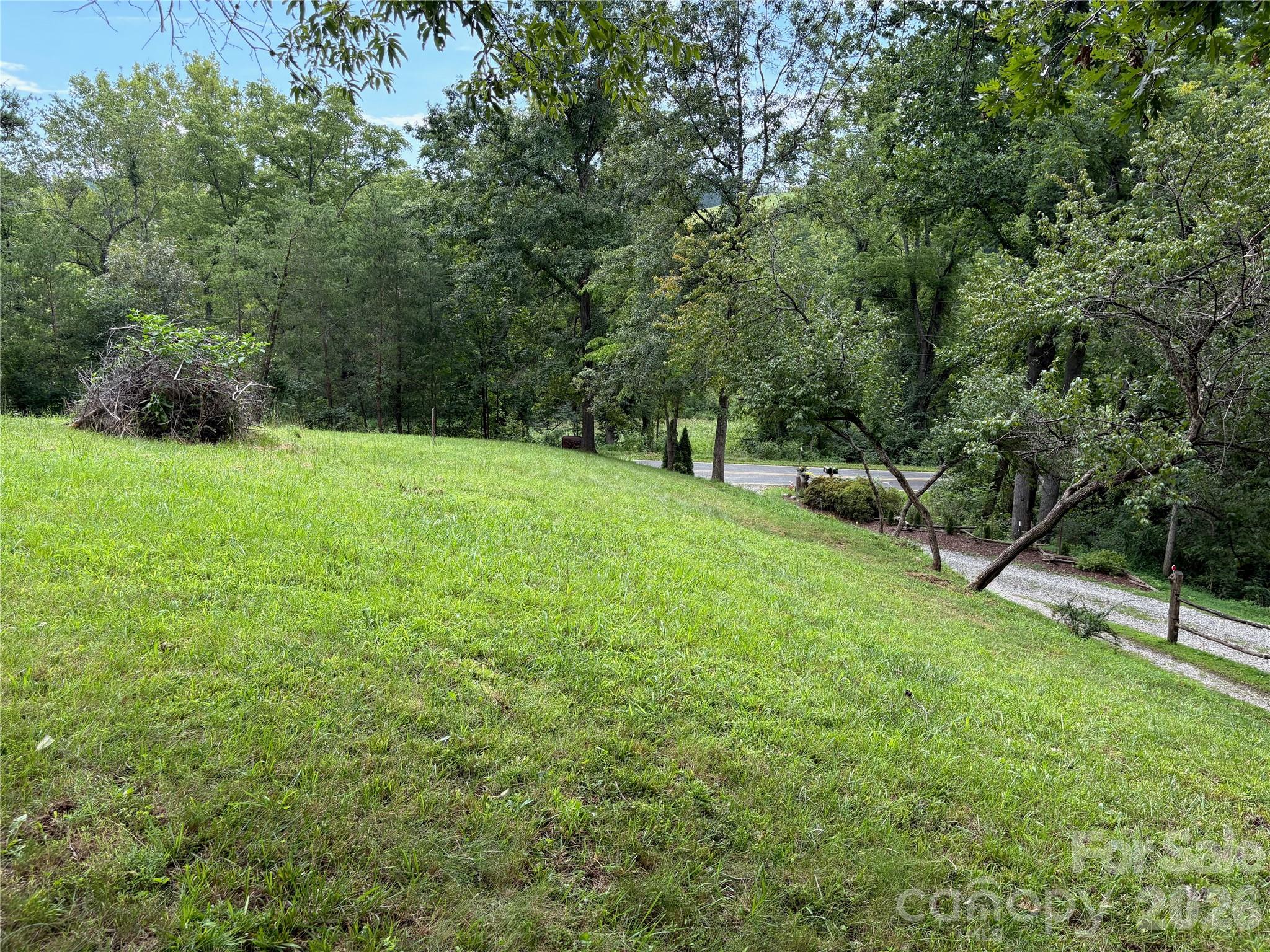 main property photo 32