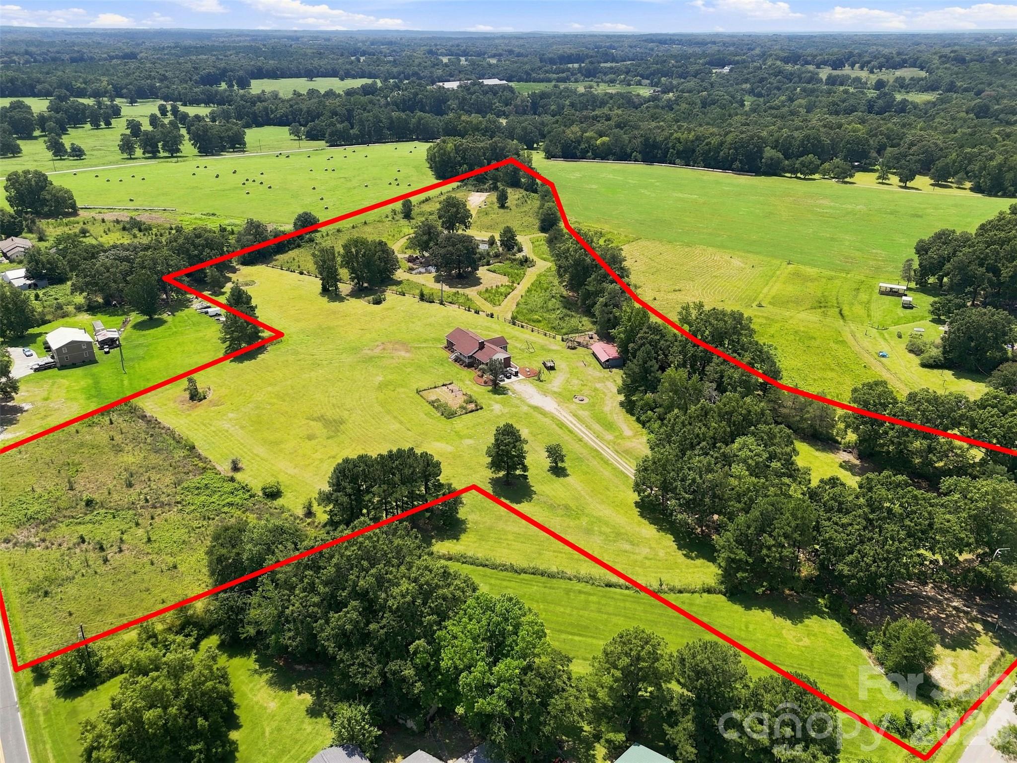 main property photo 39