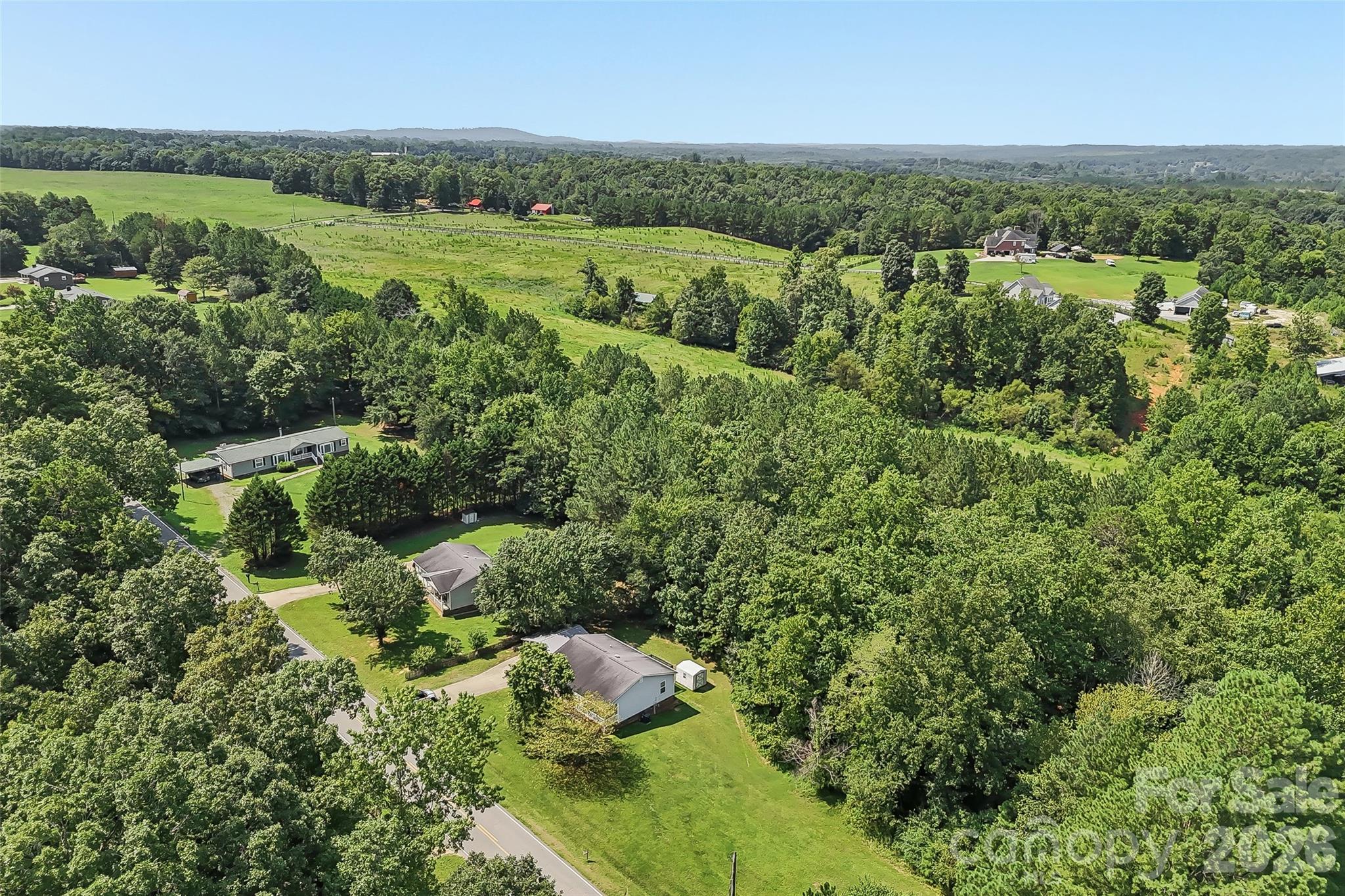 main property photo 28