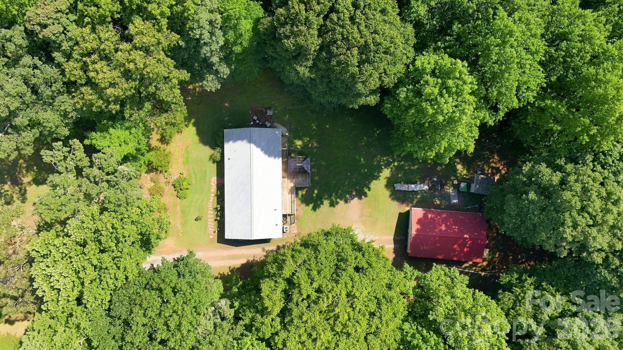 main property photo 30