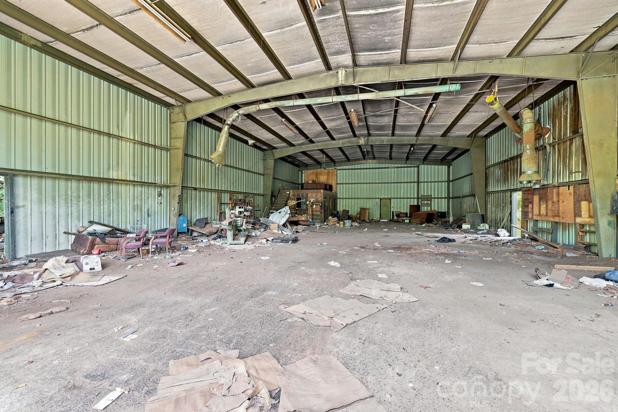 main property photo 14
