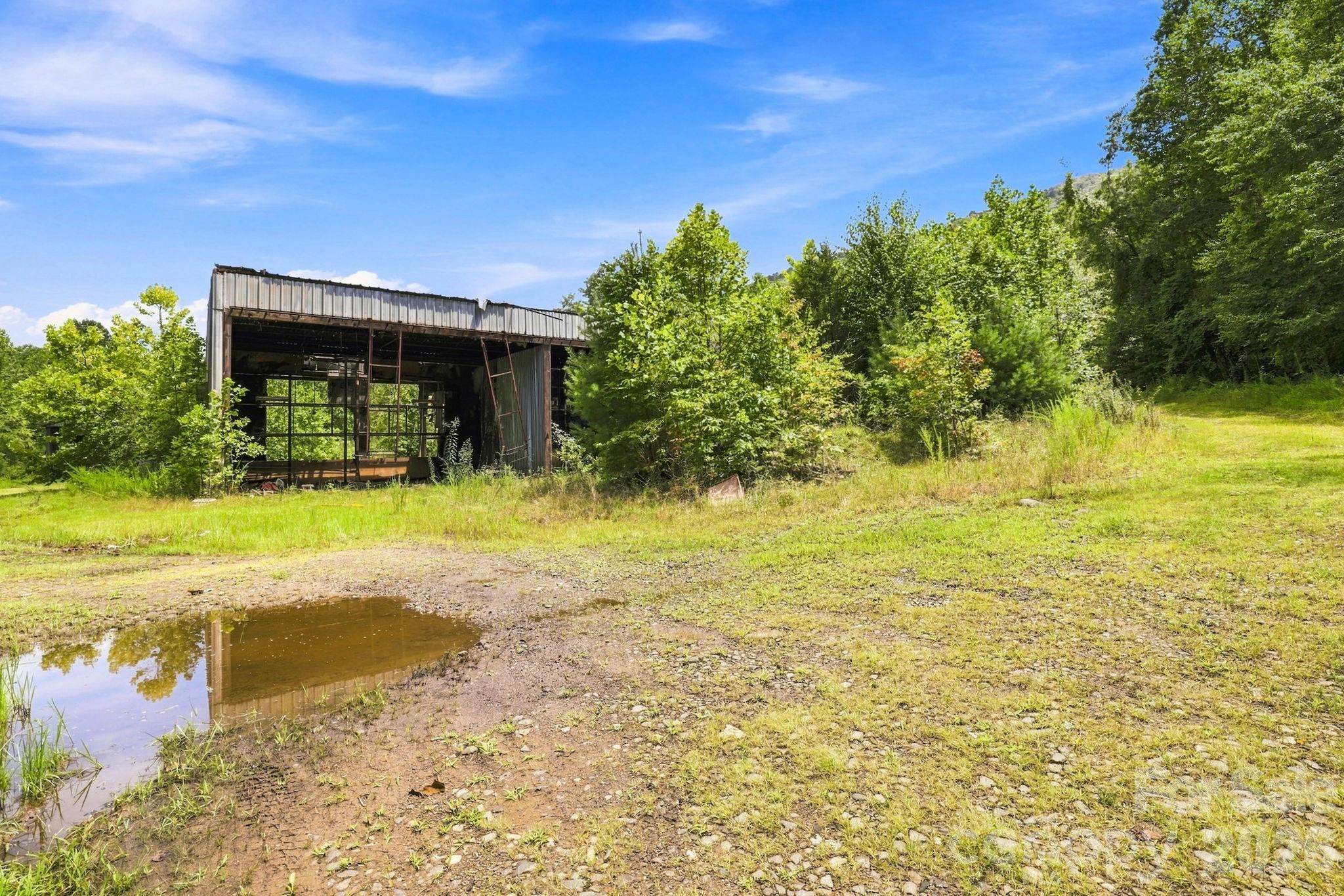 main property photo 8