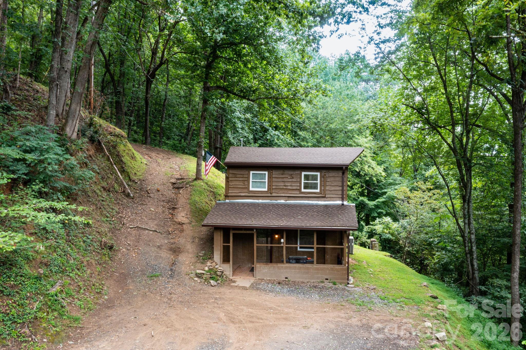 main property photo 17