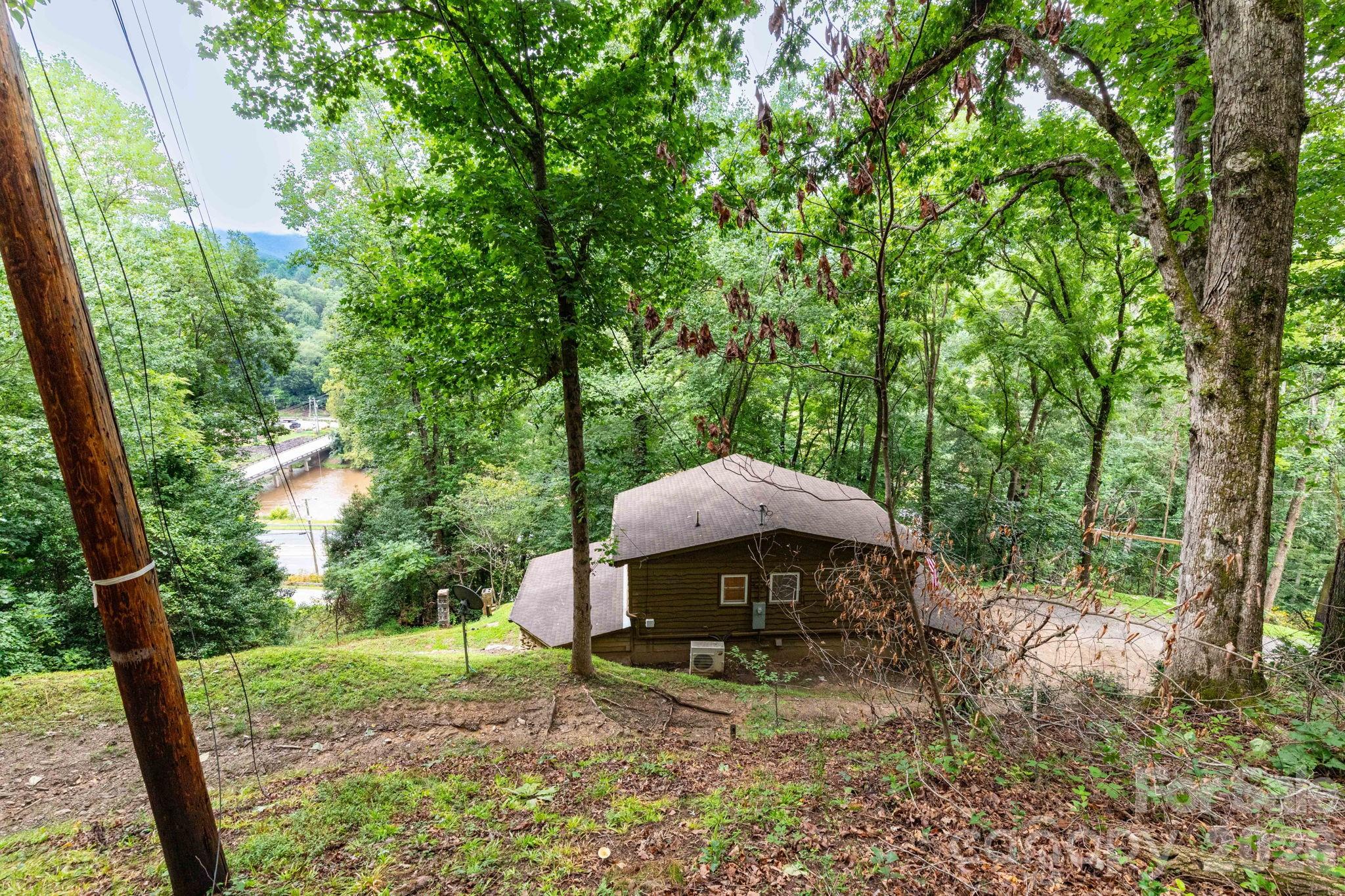 main property photo 21