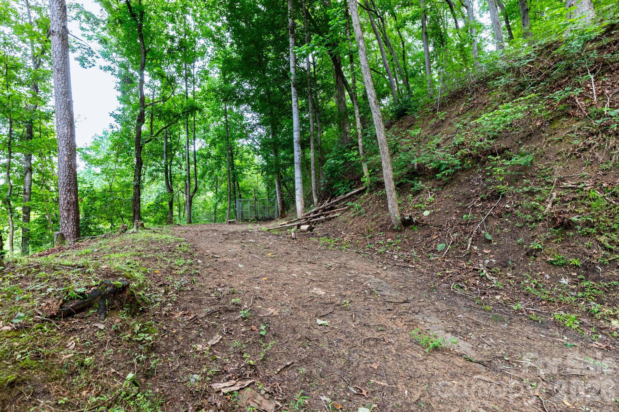 main property photo 22