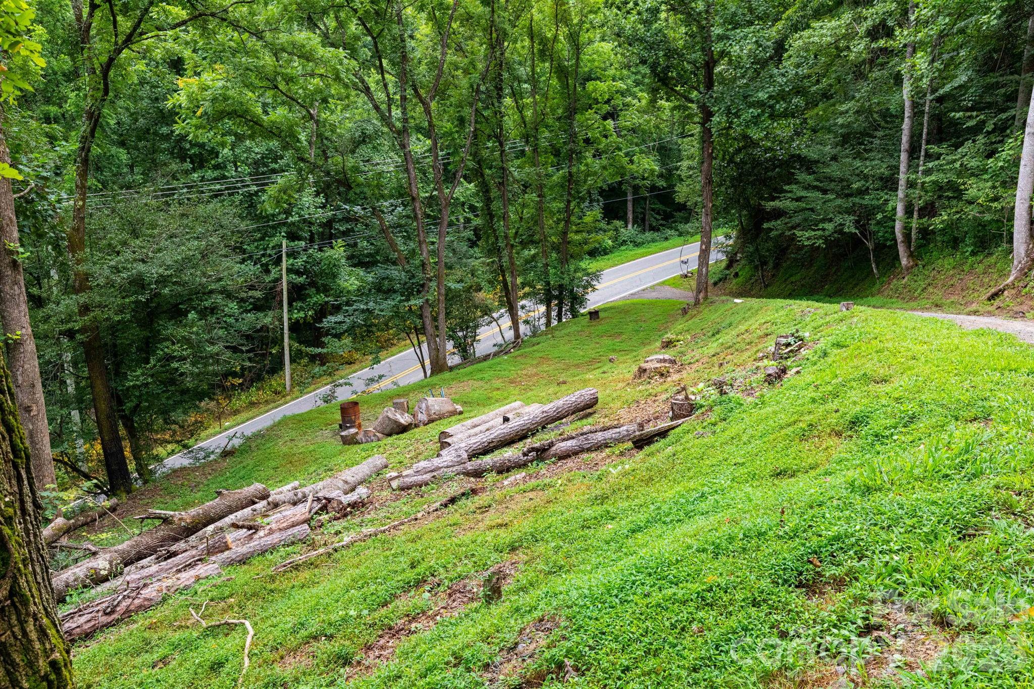main property photo 25