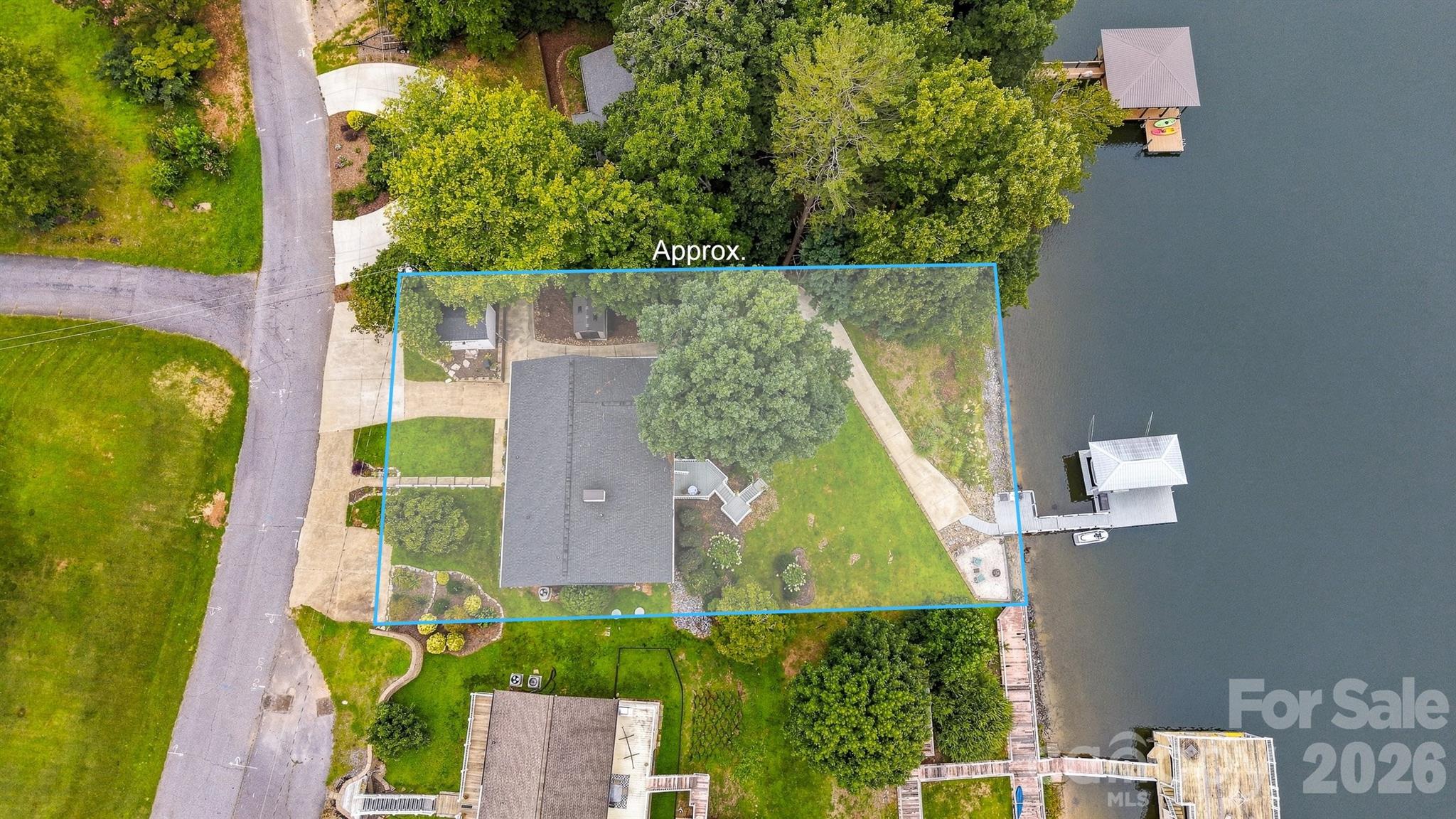 main property photo 3