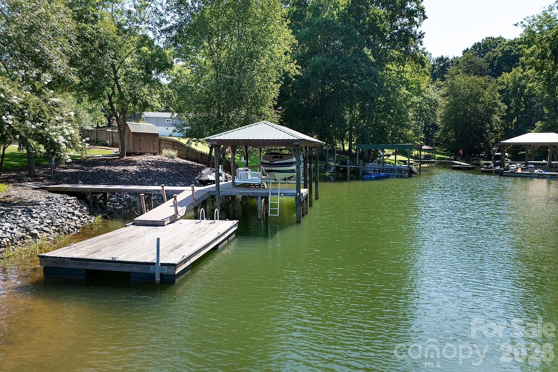 main property photo 29