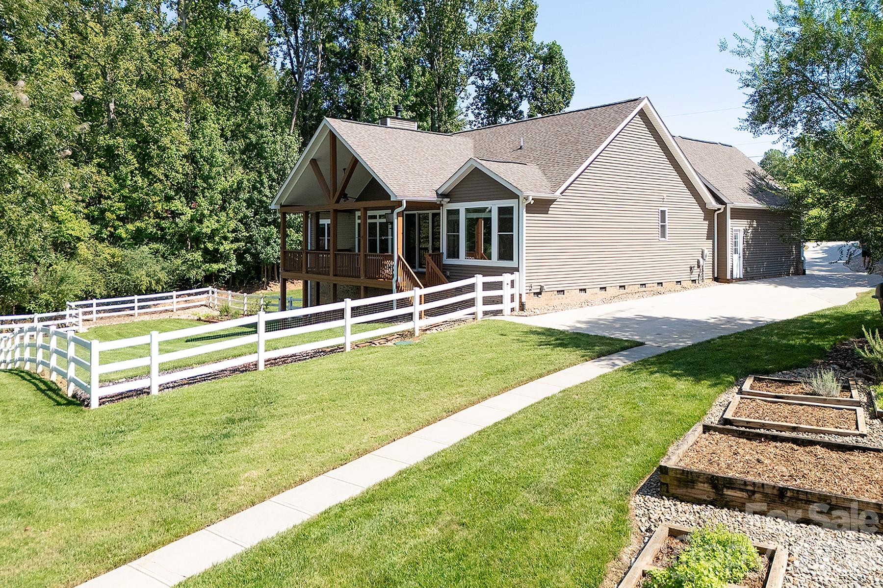 main property photo 42