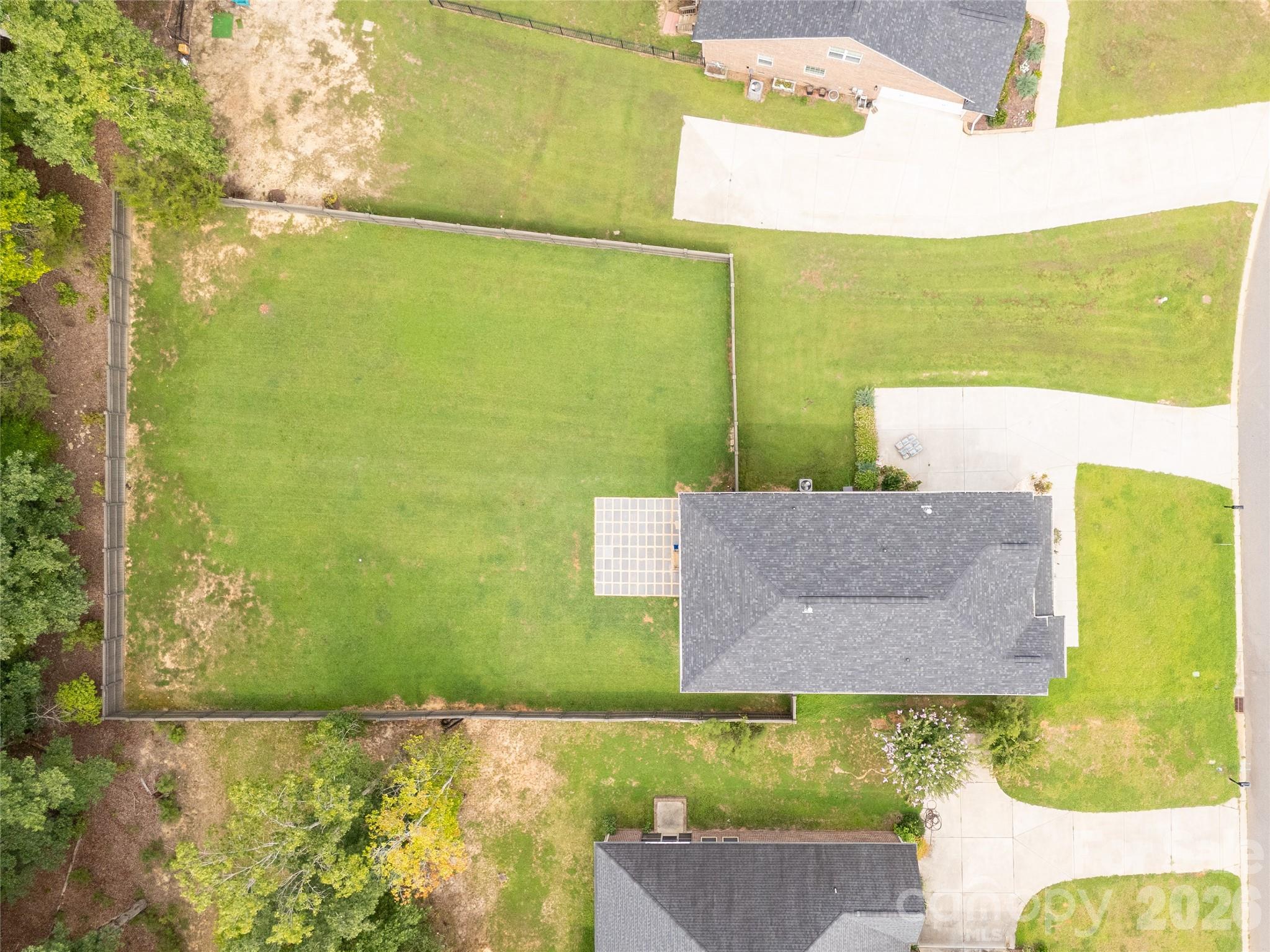 main property photo 39