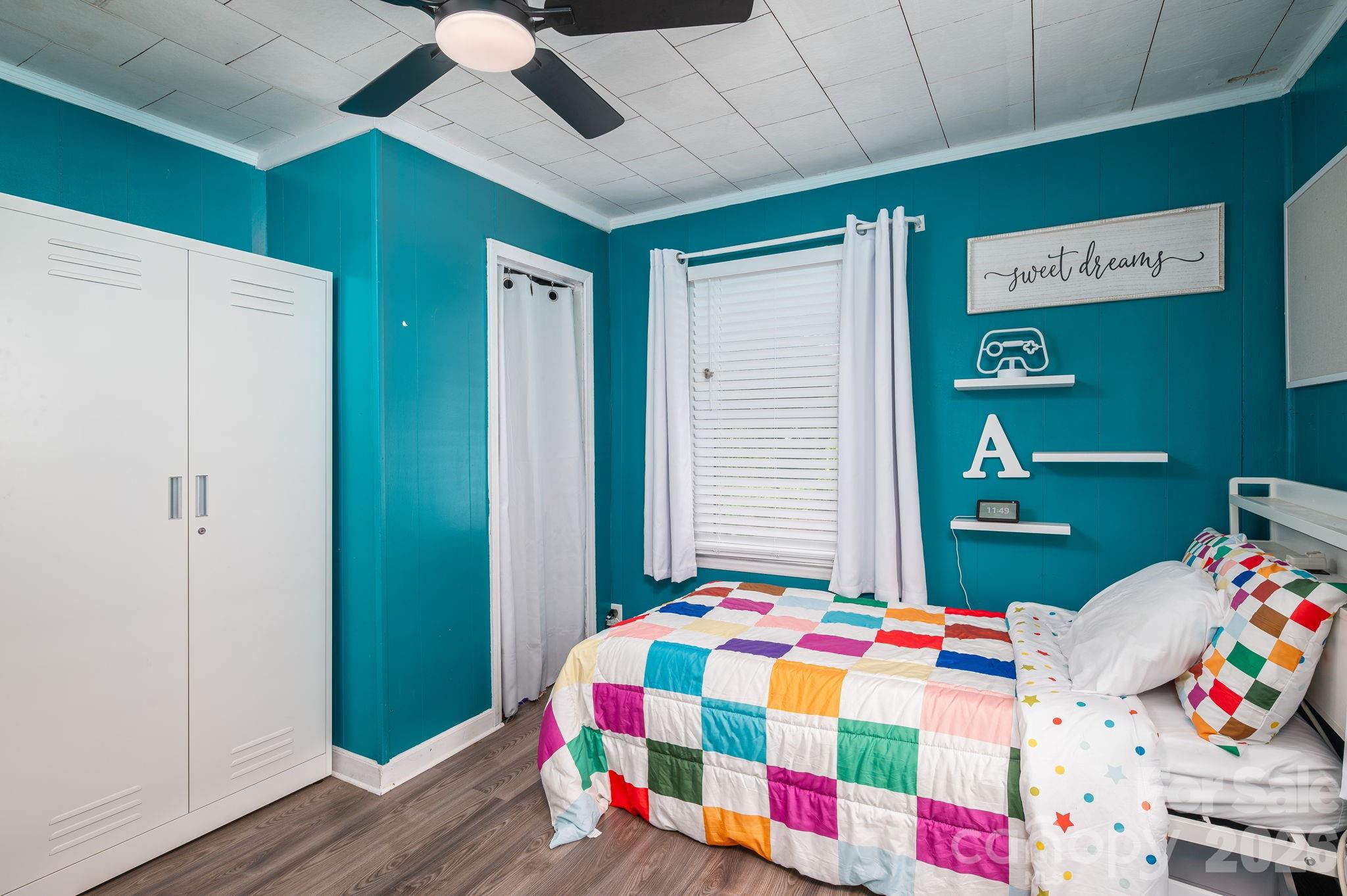 main property photo 21