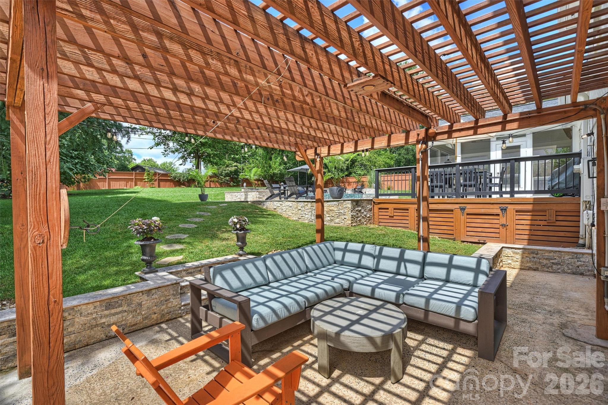 main property photo 43