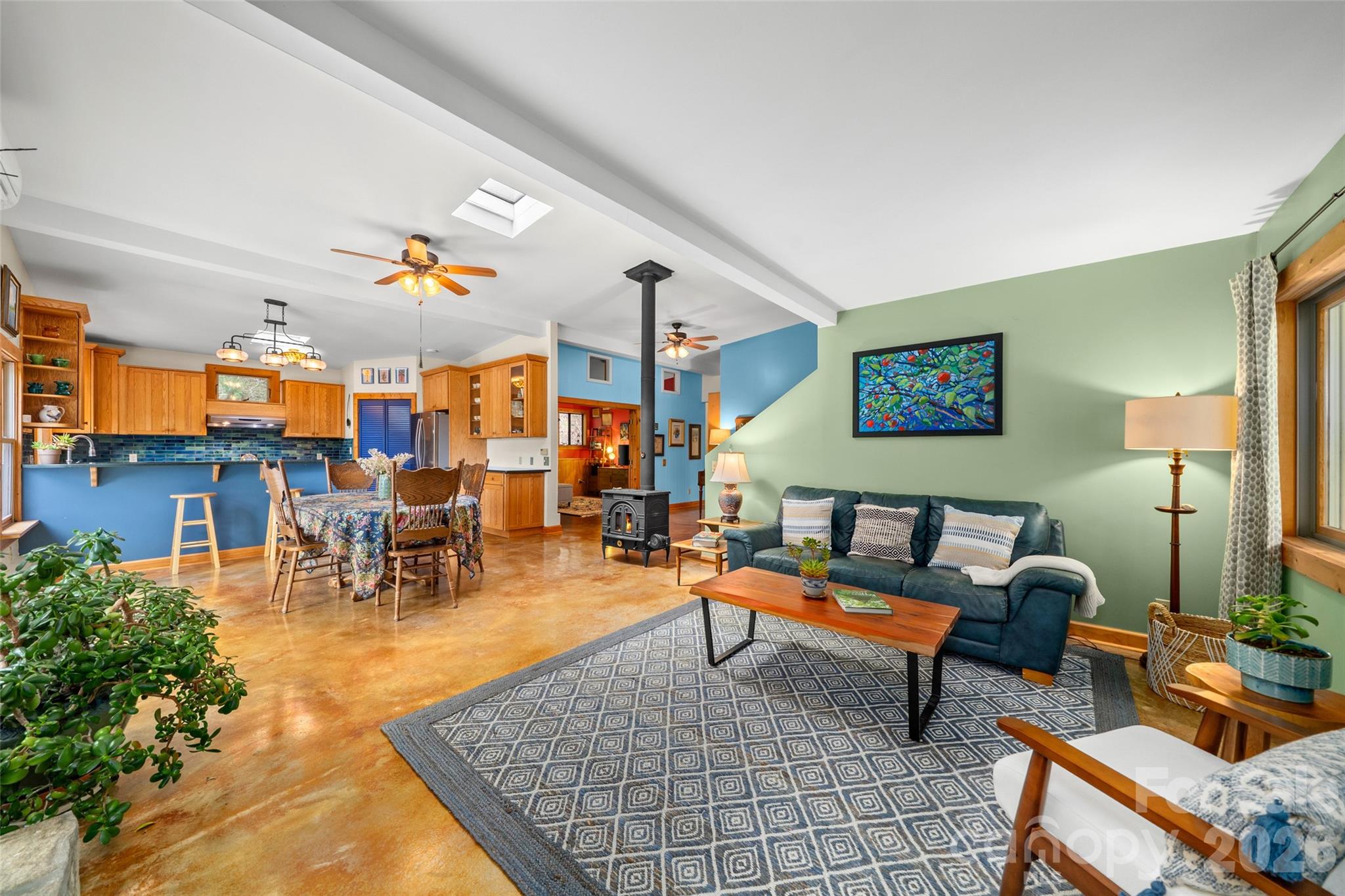 main property photo 12