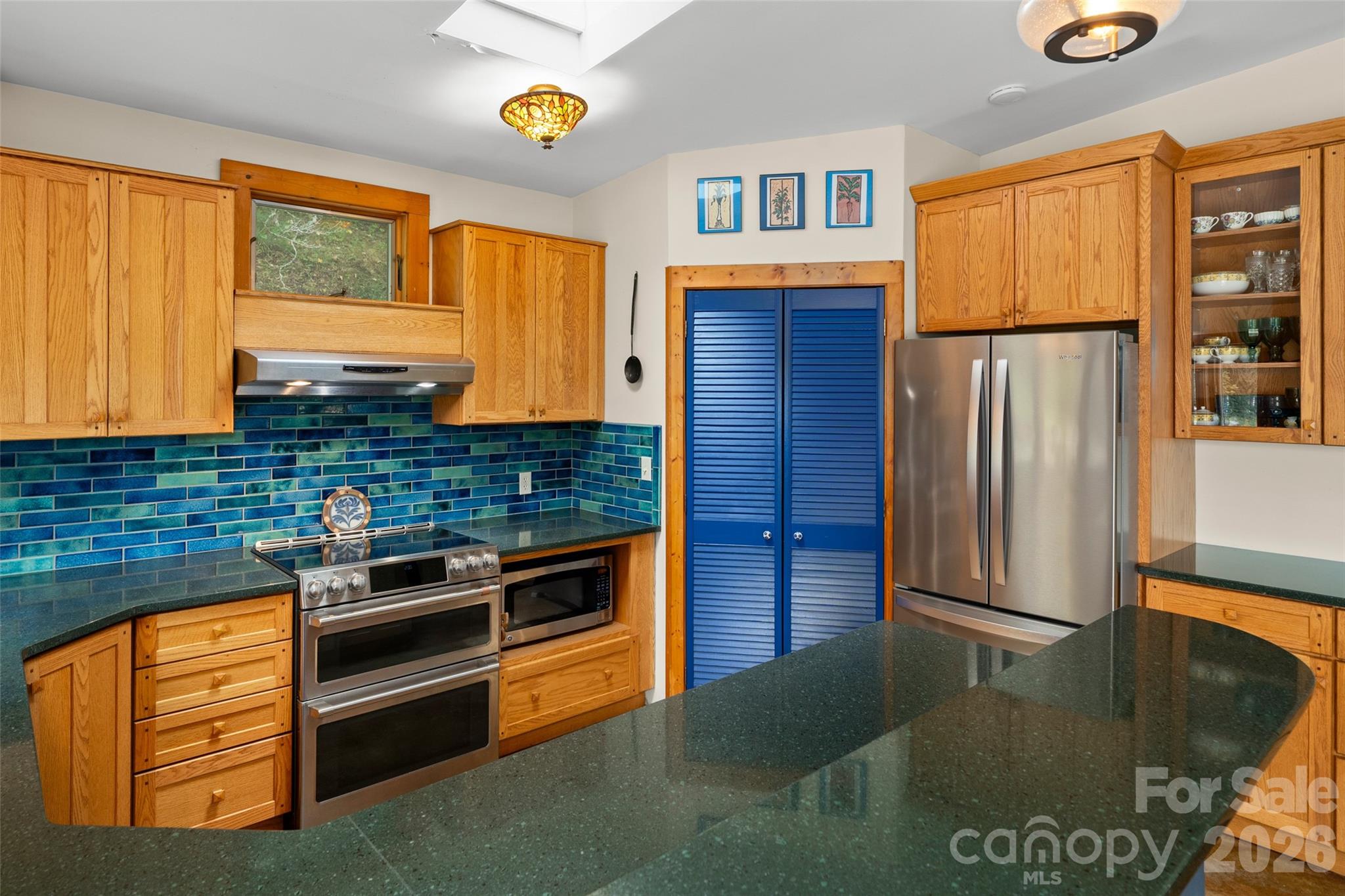 main property photo 20