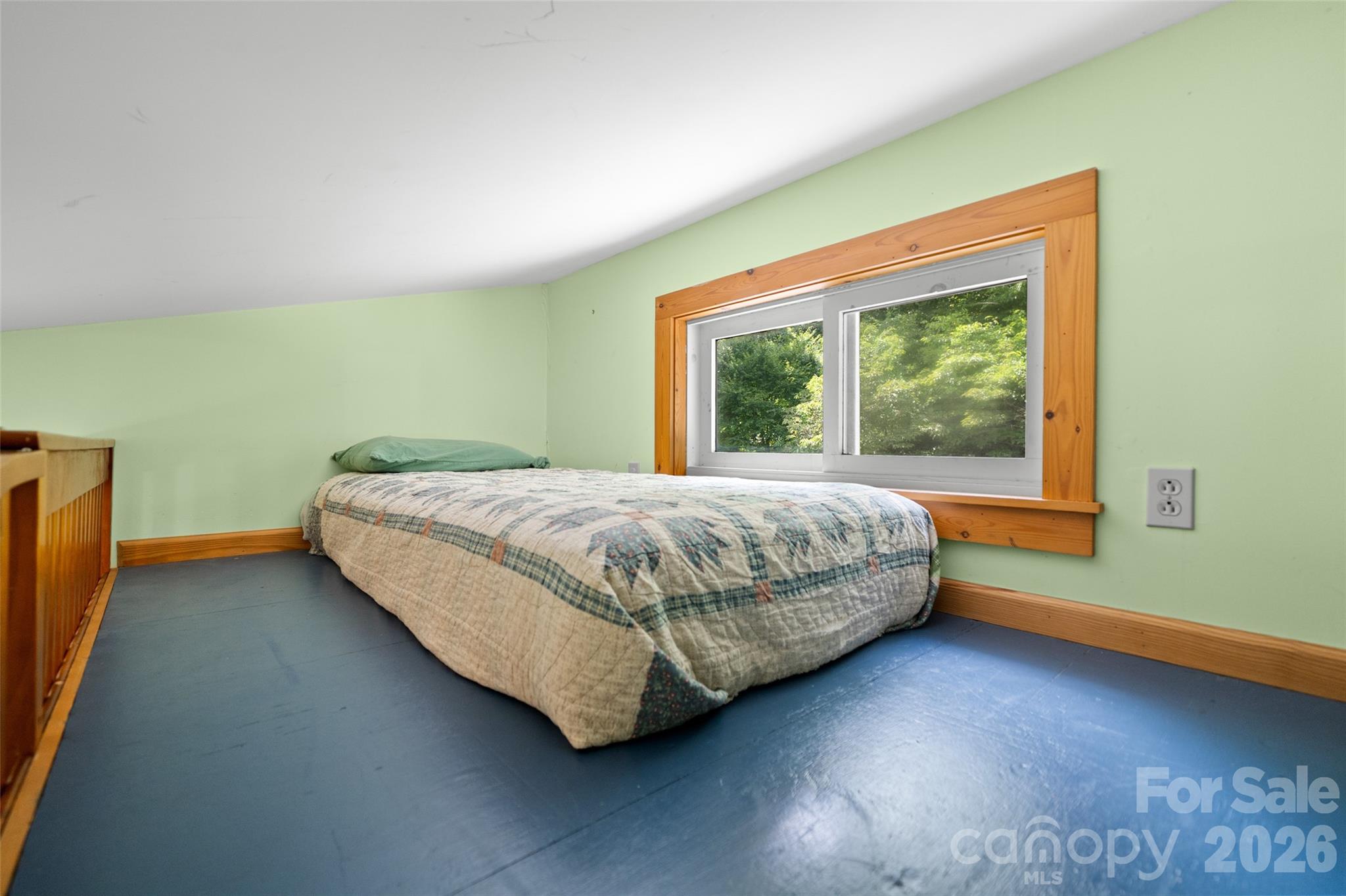 main property photo 31