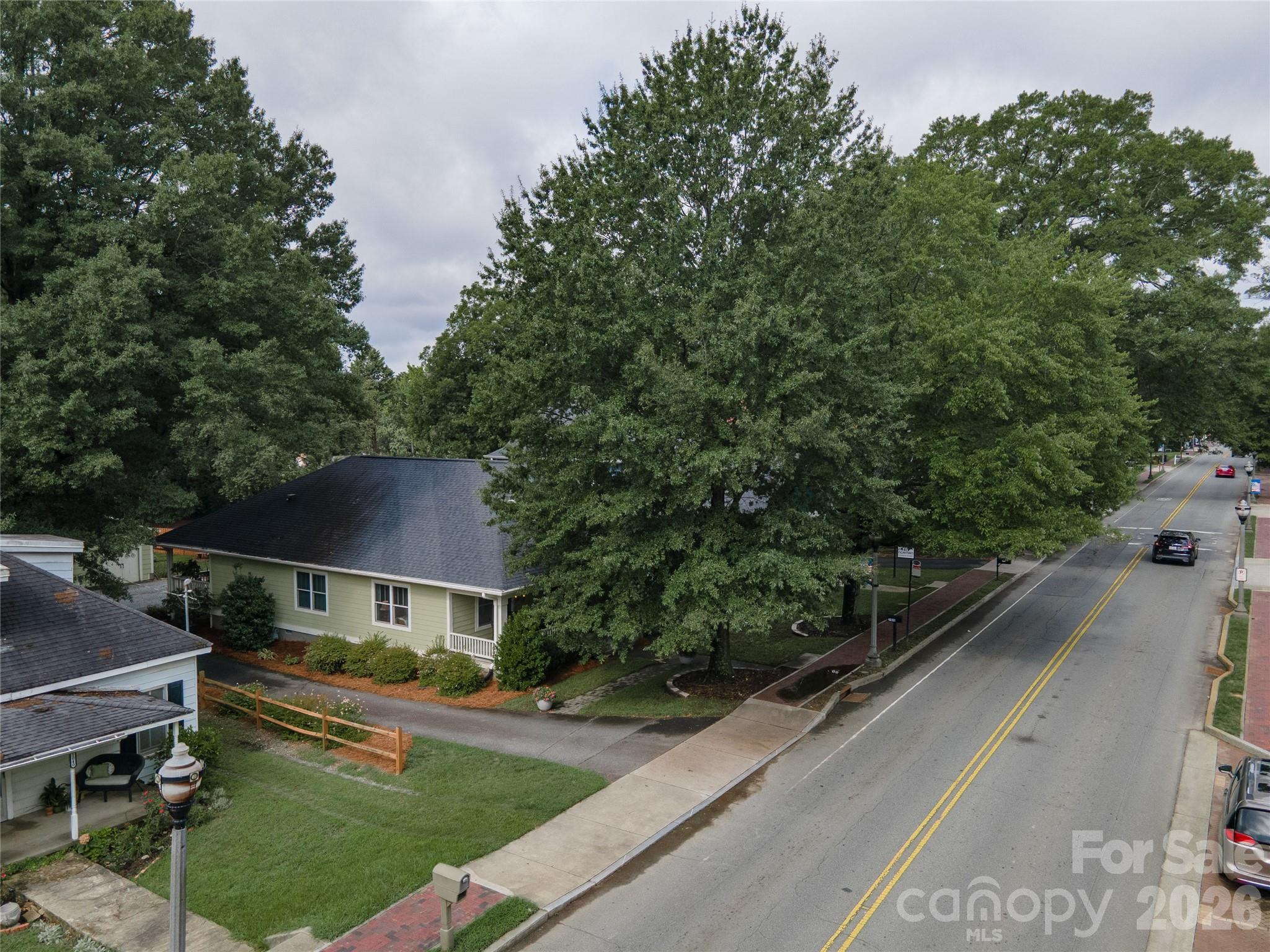 main property photo 38