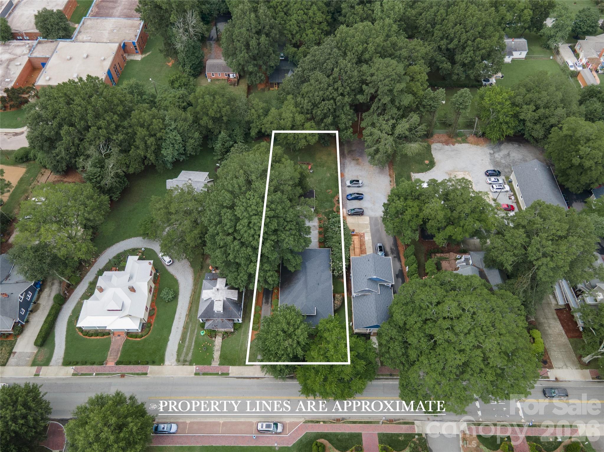 main property photo 39
