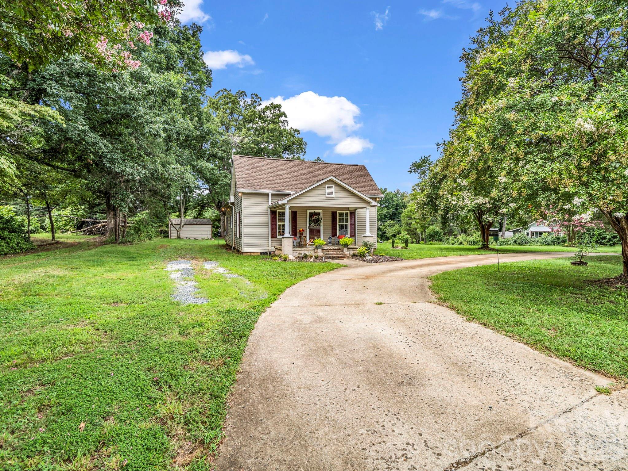 main property photo 35