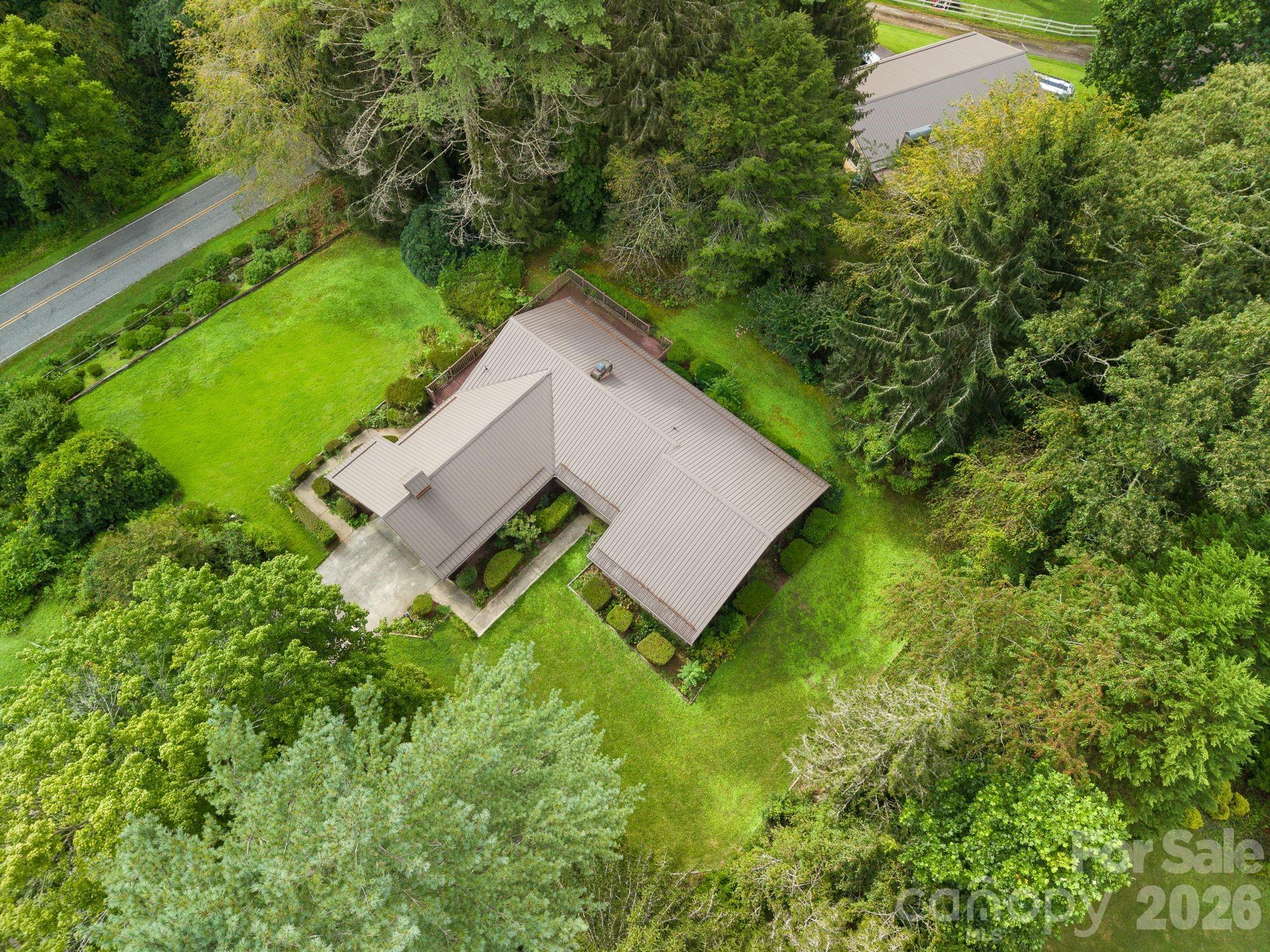 main property photo 36