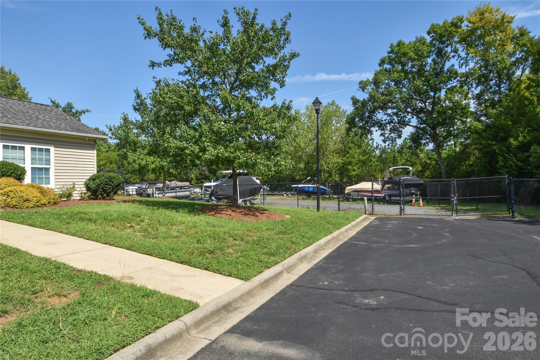 main property photo 43