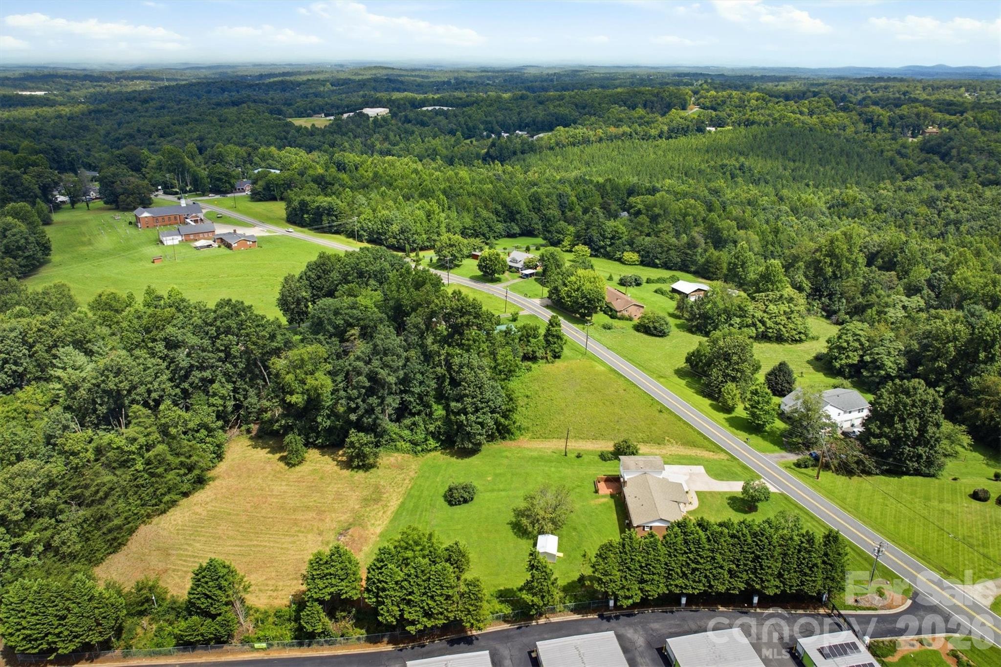 main property photo 30